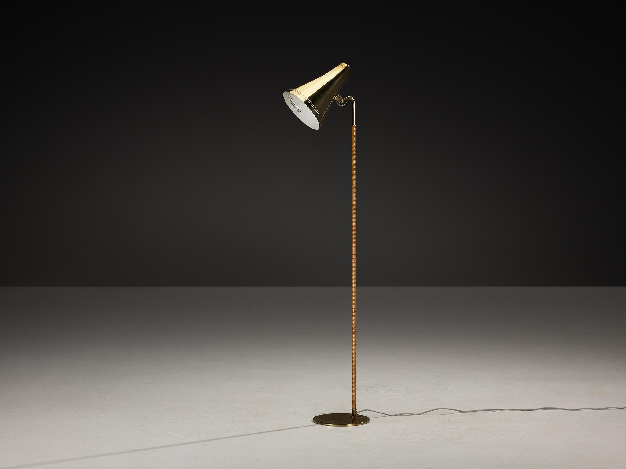 Paavo Tynell for Taito Oy Floor Lamp in Brass and Cane im Angebot 4