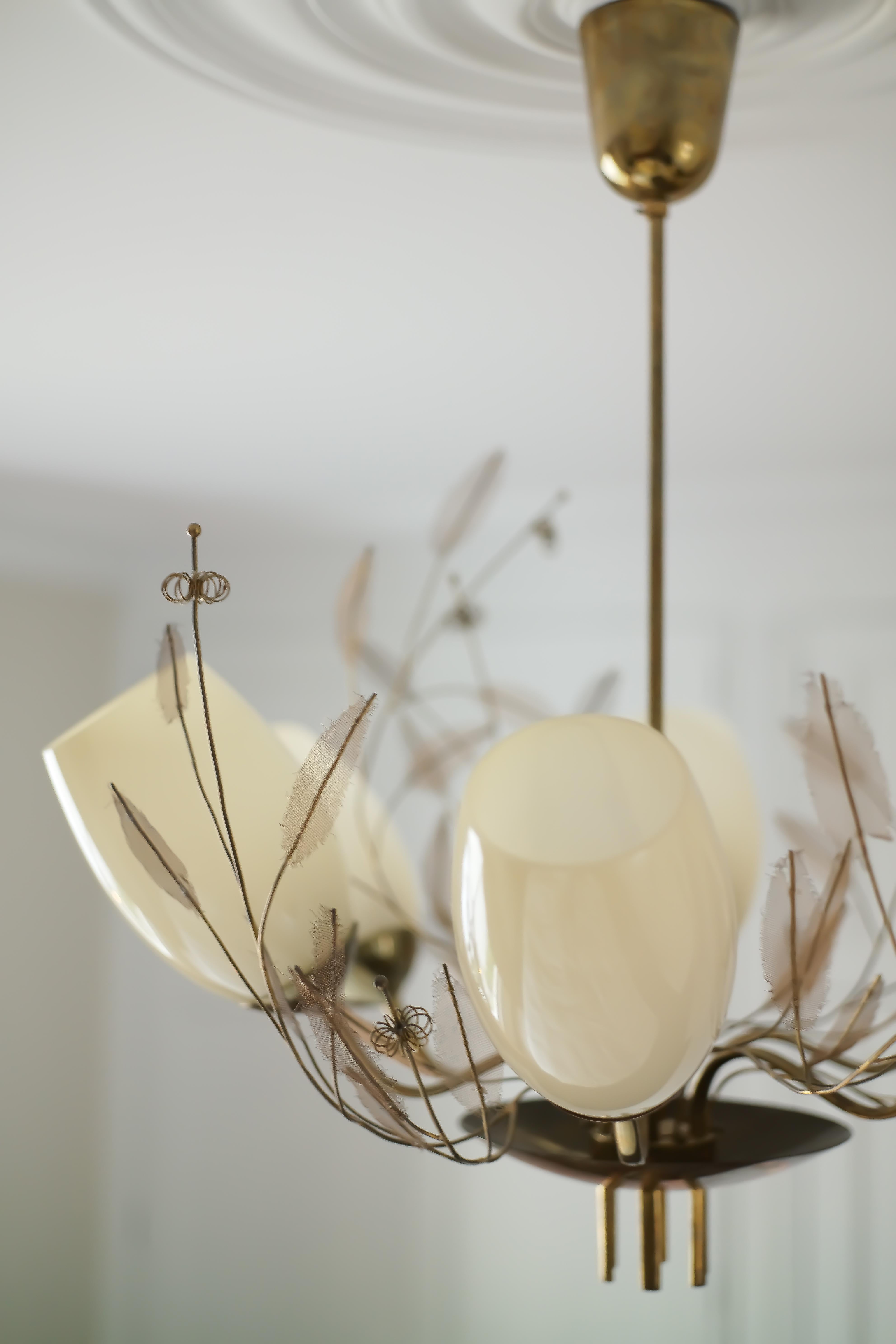 Mid-Century Modern Paavo Tynell for Taito Oy Model 9029/6 Chandelier For Sale