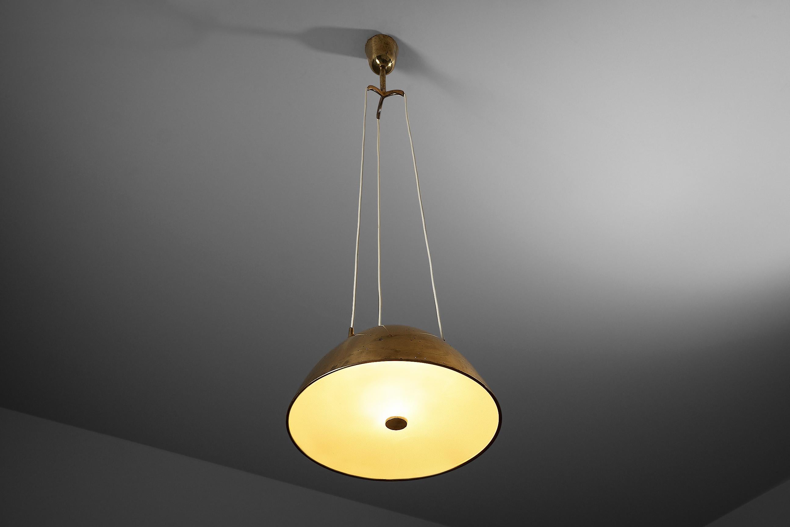 Paavo Tynell for Taito Oy Pendant Lamp Model '1959' in Brass and Glass 4