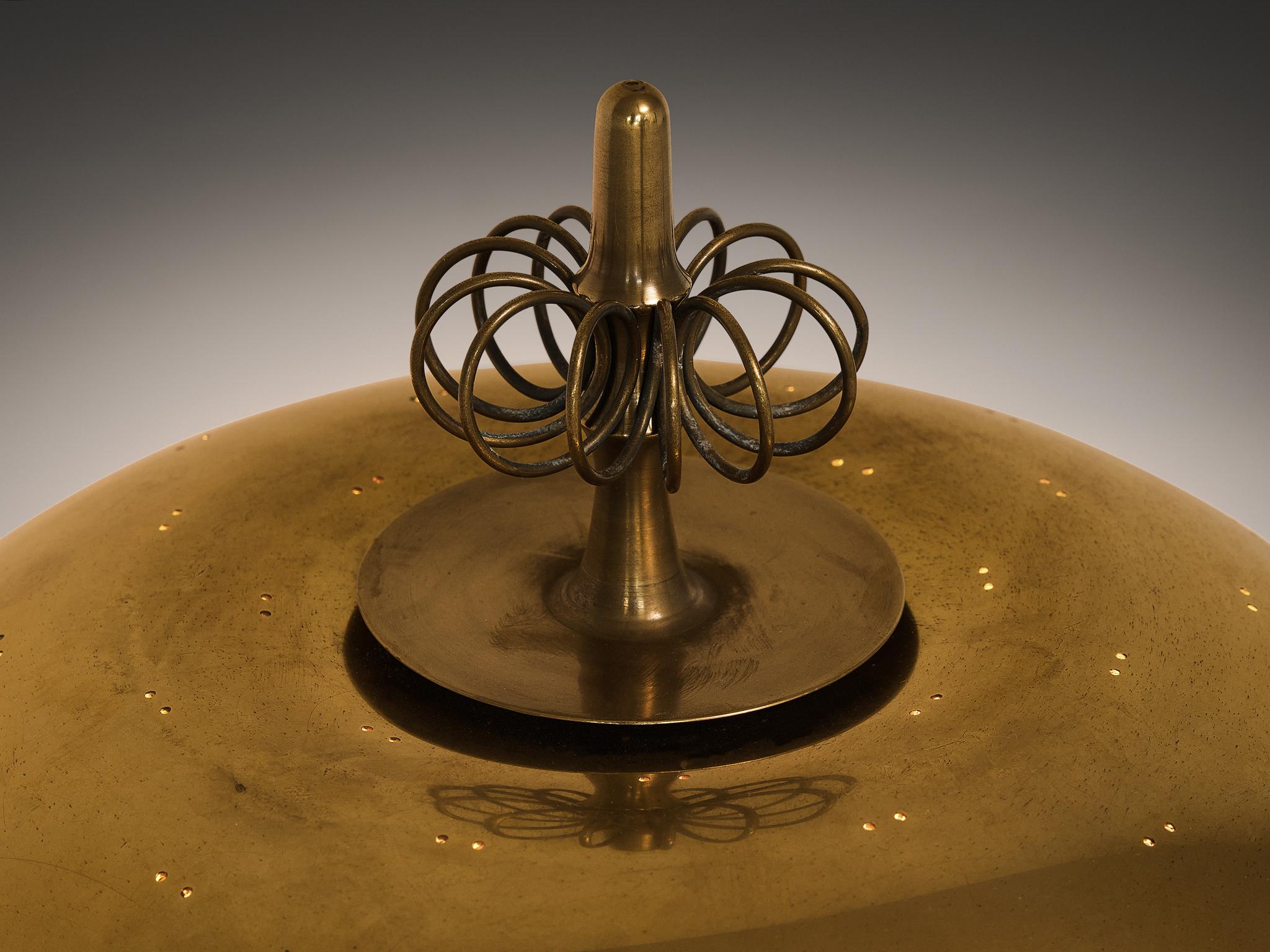 Paavo Tynell for Taito Oy Table Lamp ‘9211’ in Brass  In Good Condition For Sale In Waalwijk, NL