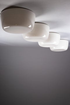 Paavo Tynell, montatura da incasso in vetro opalino di 40 cm, 1950 ca. per Idman Oy