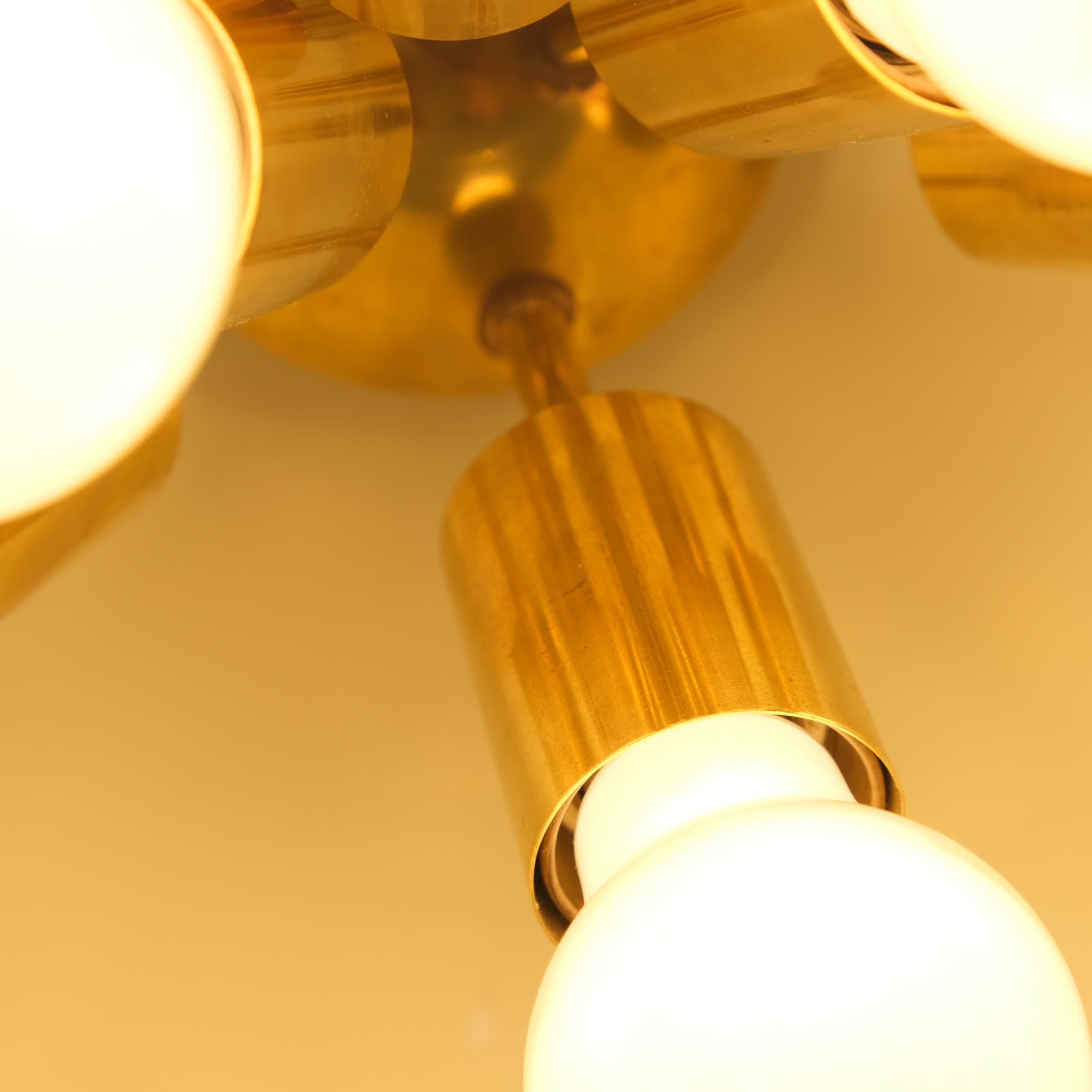 Paavo Tynell Large Ceiling Lamp from the Iconic Aulanko Hotel, Taito 1938 For Sale 1