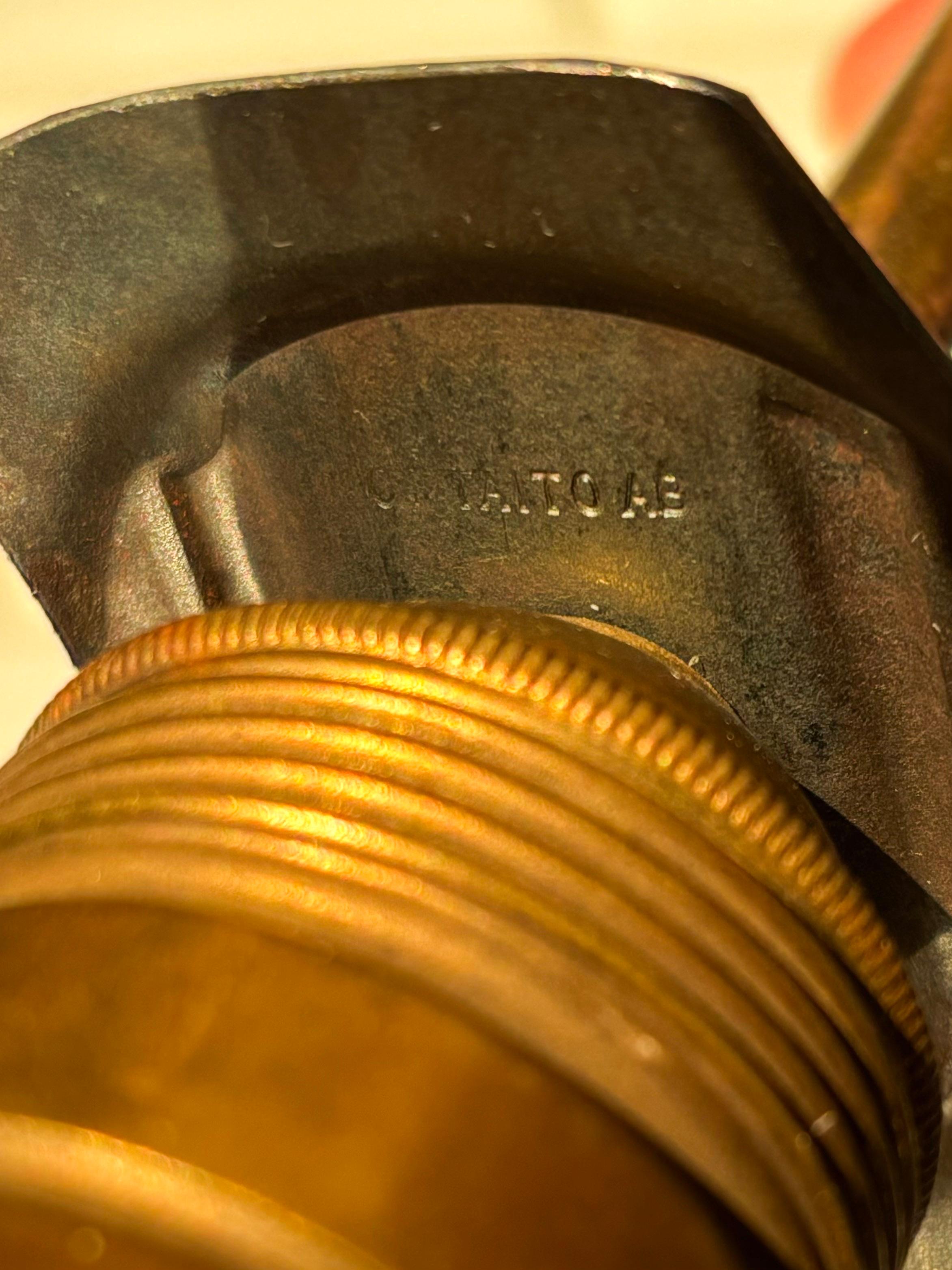 Finlandais Paavo Tynell, grand pendentif modèle 1093 pour Taito.