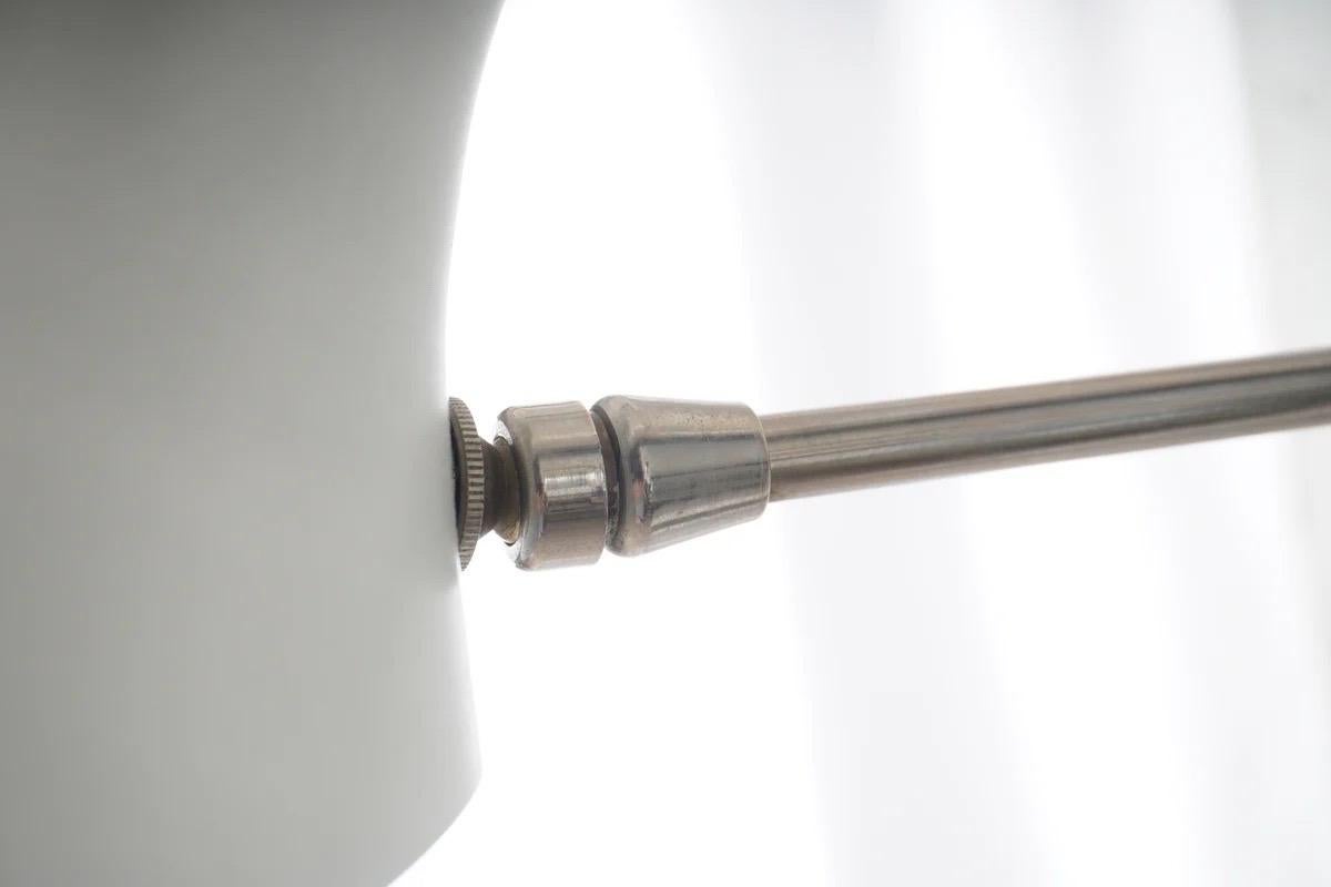 Paavo Tynell Lightolier 10-Arm-Kronleuchter (Metall) im Angebot