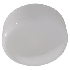 Lámparas empotradas minimalistas de Paavo Tynell en cristal opalino, Taito, década de 1940