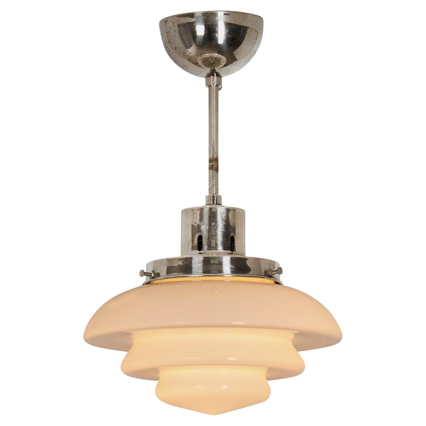 Lampada a sospensione Paavo Tynell modello "1612" per Taito, Finlandia anni 
30