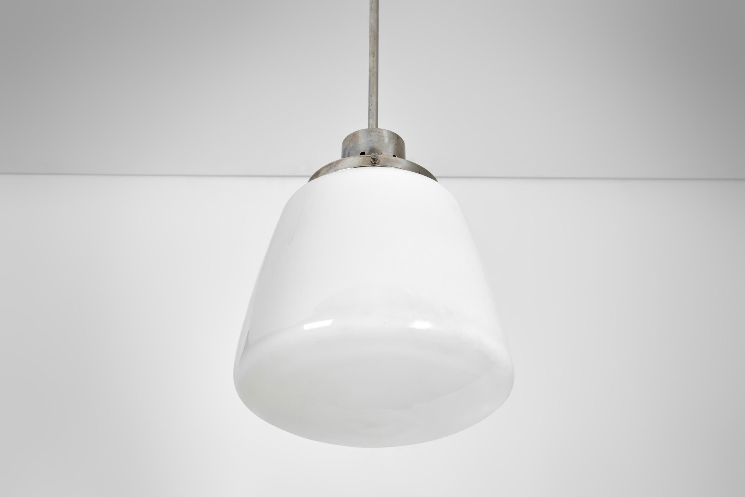 Paavo Tynell Model No 1645 pour Taito, Finlande, années 1930 en vente 3