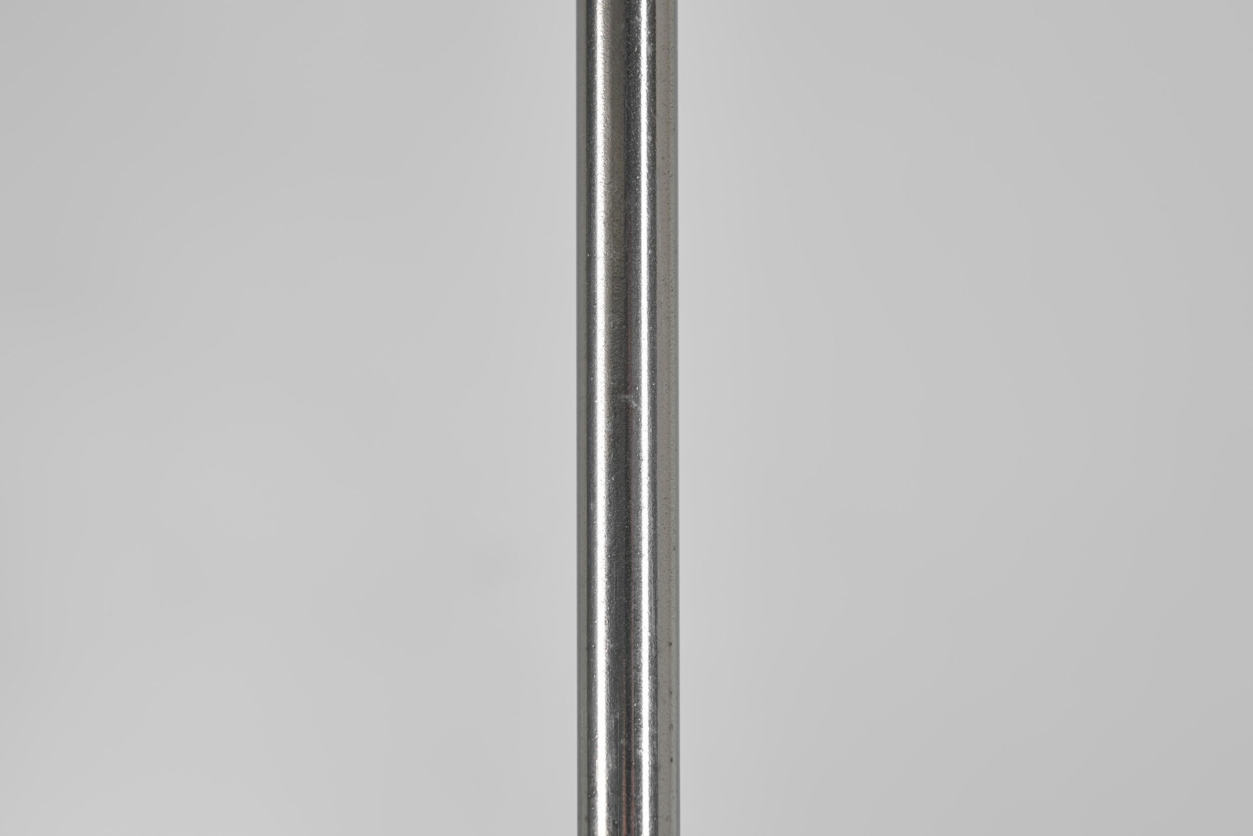 Paavo Tynell Modelo 