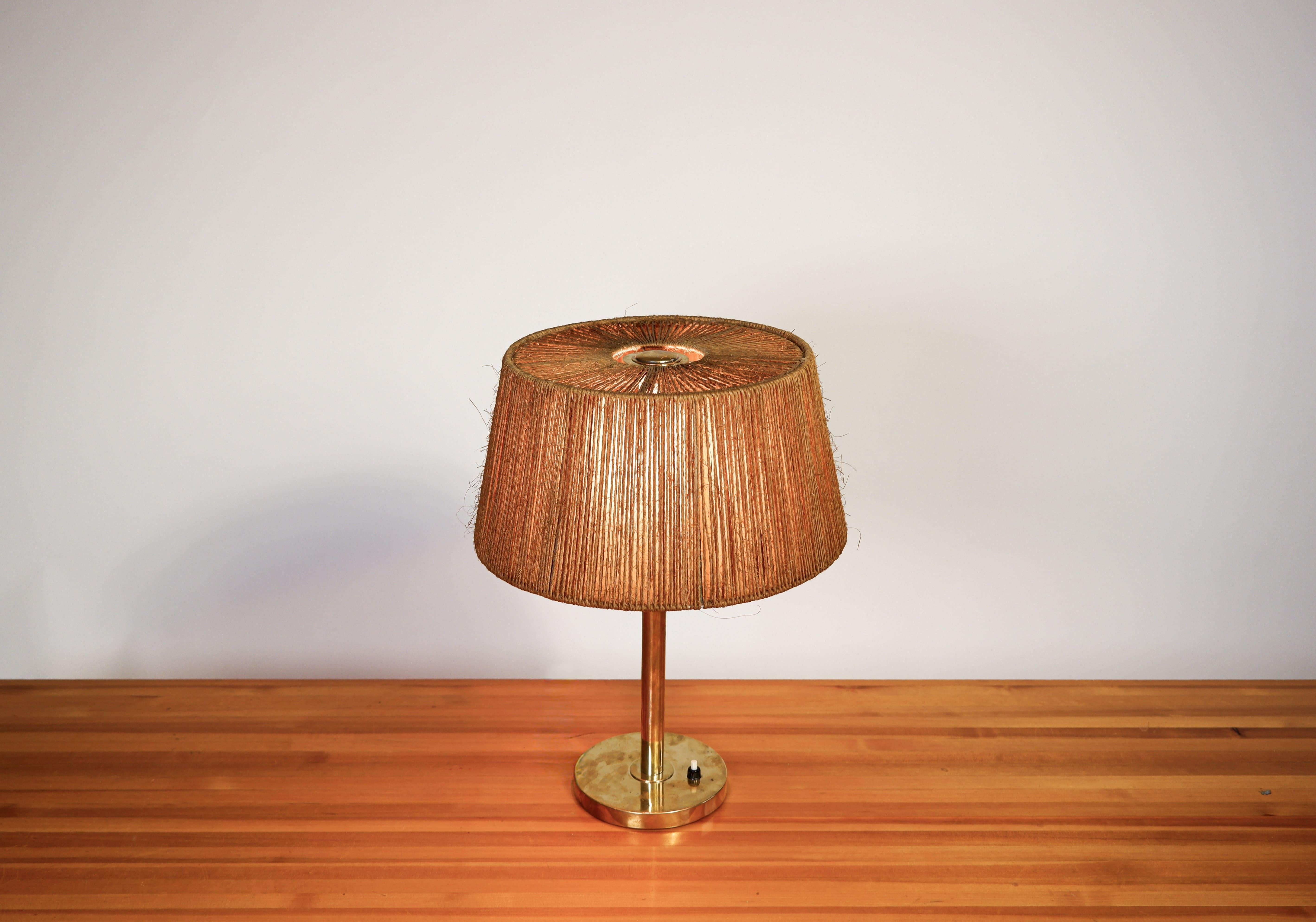 Paavo Tynell Modell 5144 für Taito um 1940. im Angebot 4