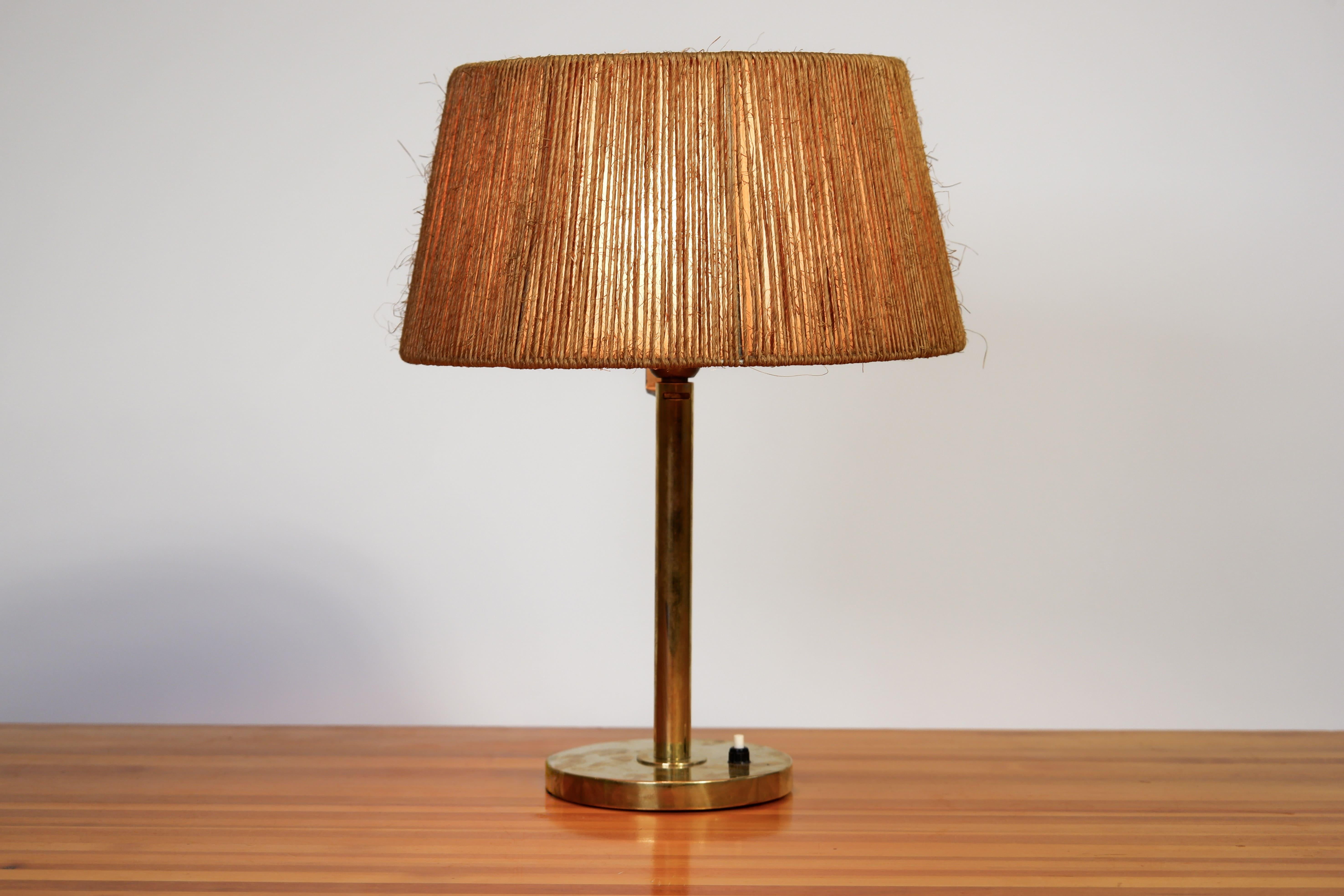 Paavo Tynell Modell 5144 für Taito um 1940. im Angebot 2