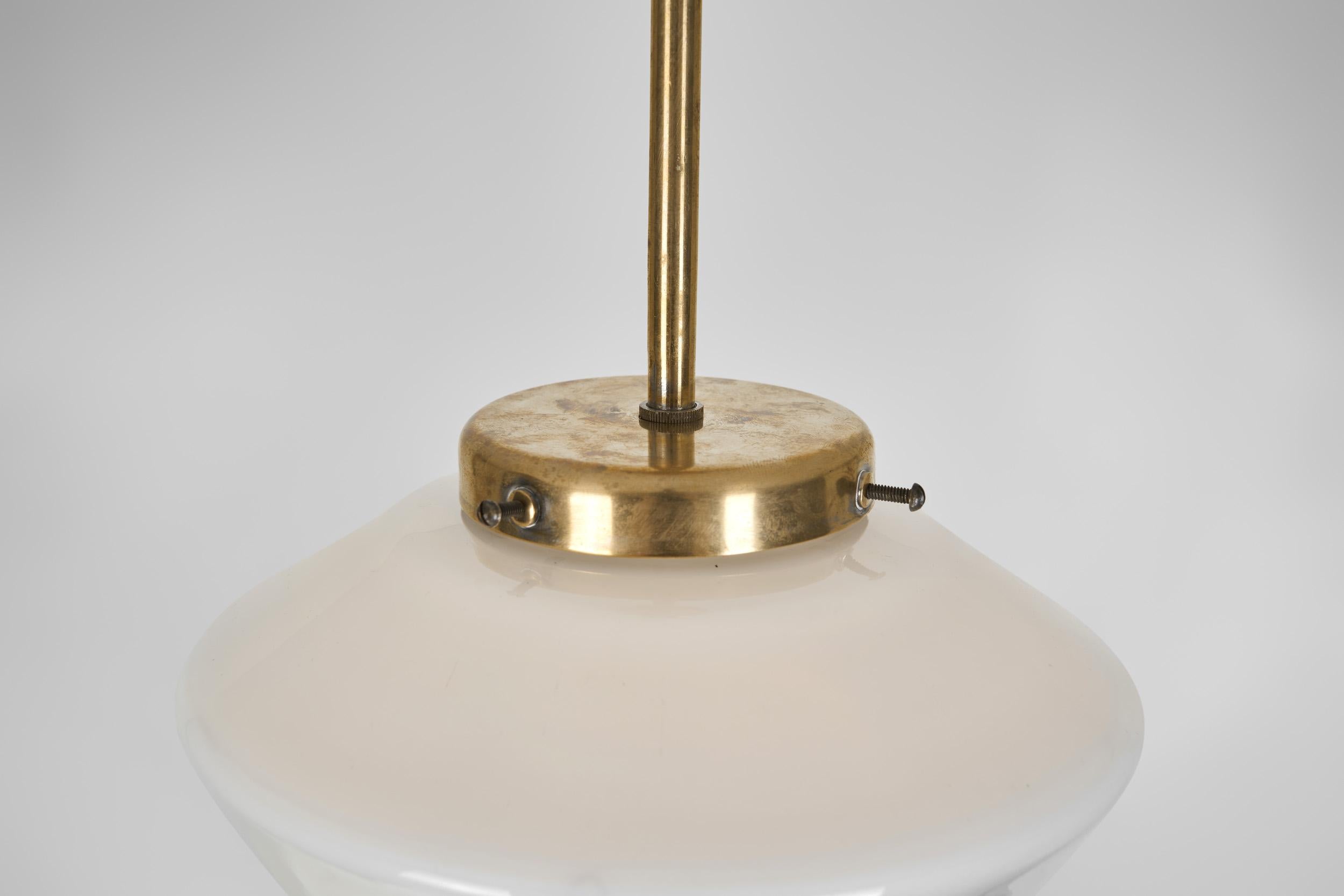 Paavo Tynell Modelo 
