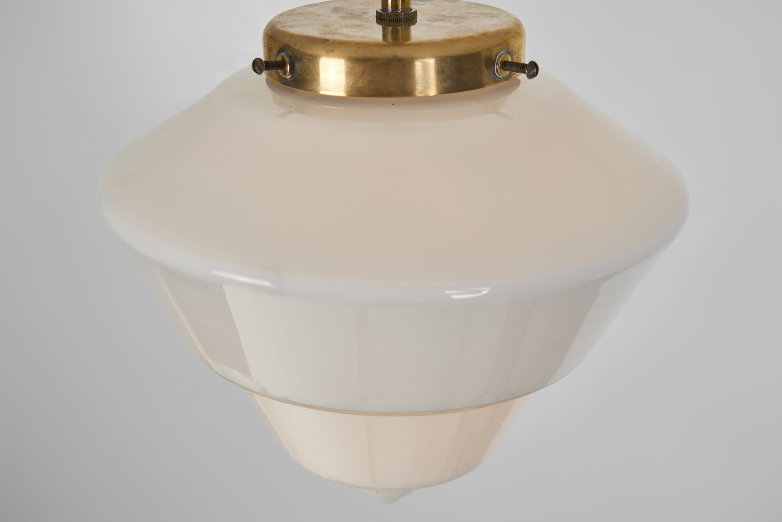 Paavo Tynell Modelo 