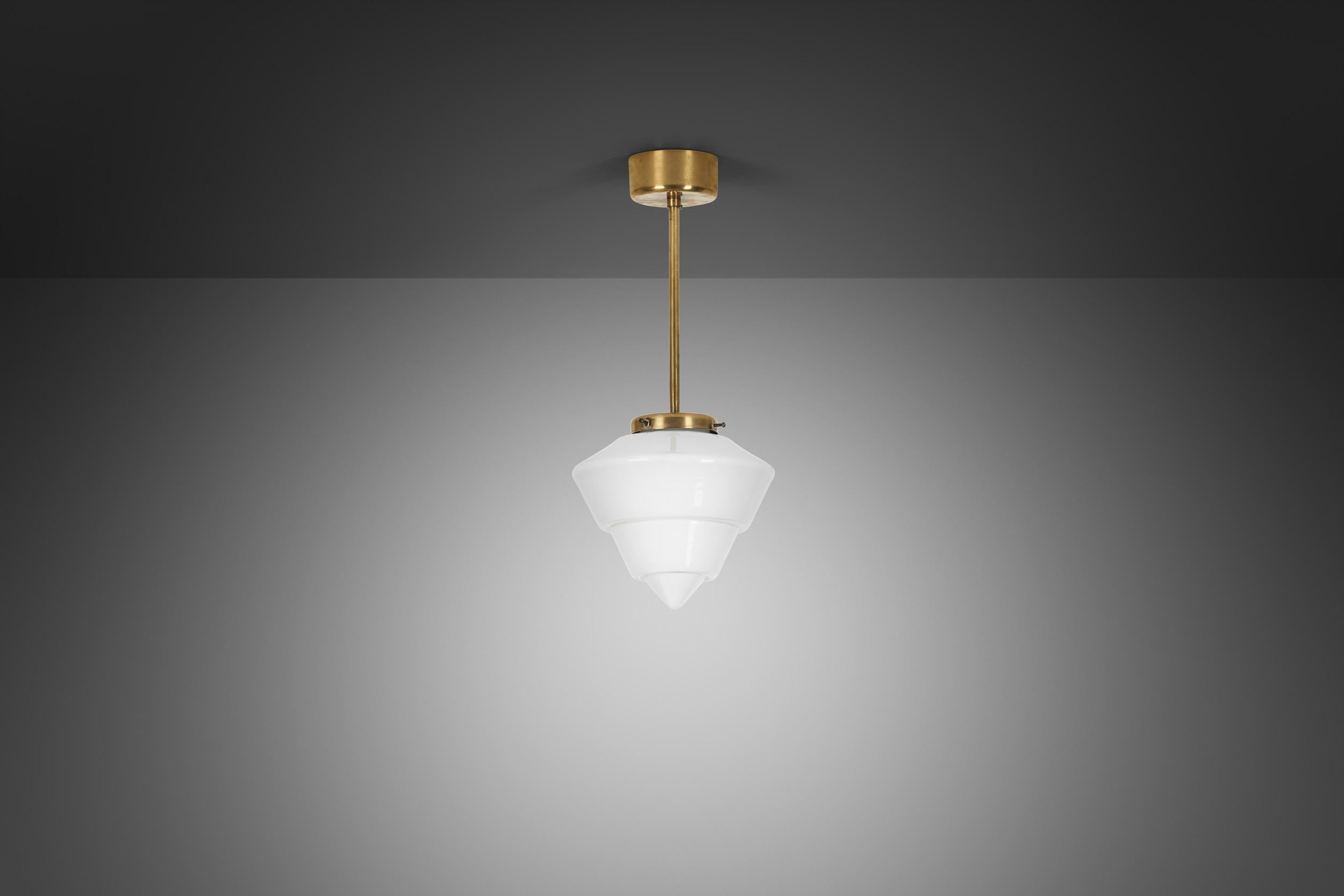 Paavo Tynell Modelo 