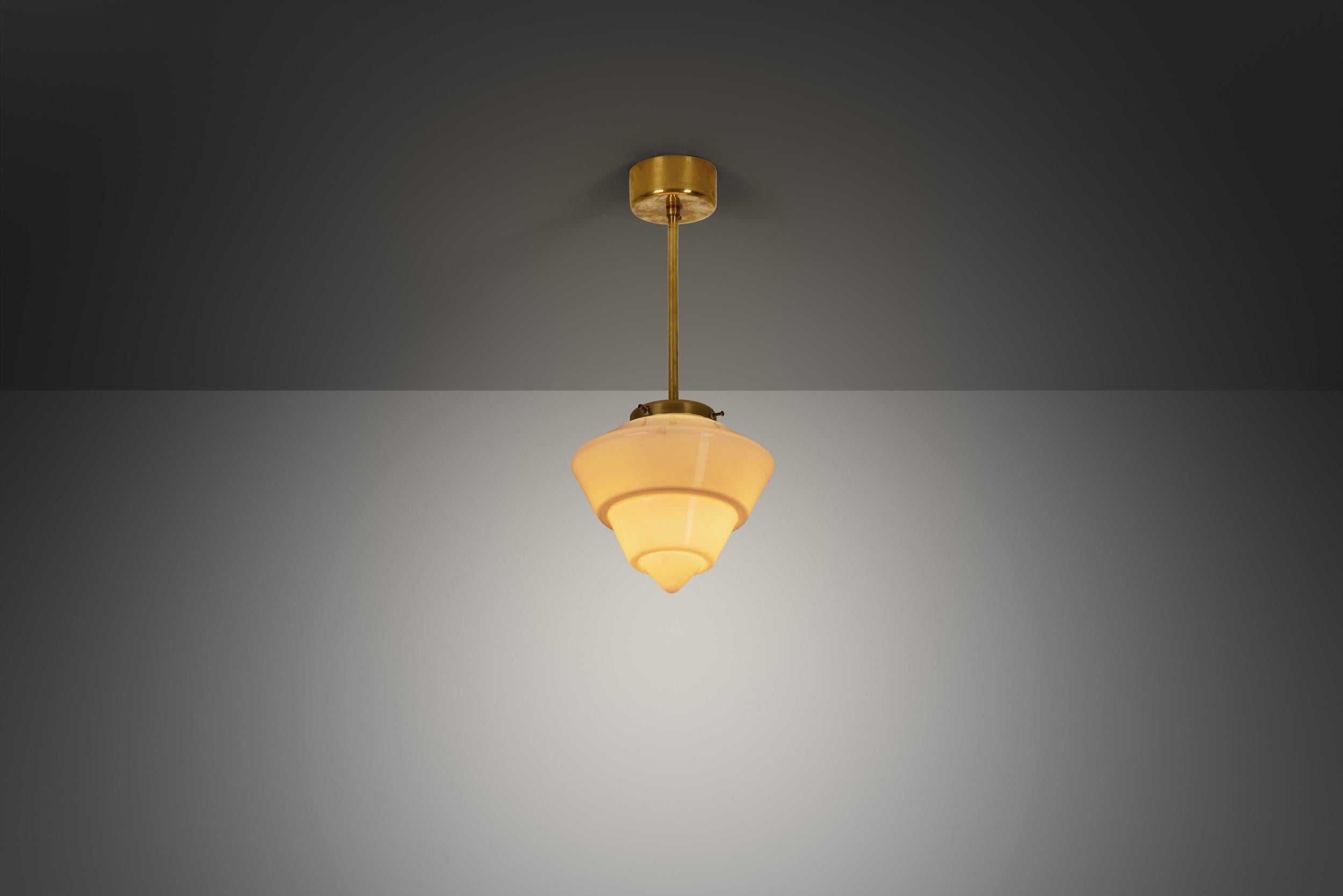 Paavo Tynell Modelo 