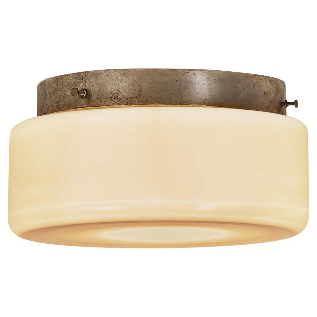 Paavo Tynell Modell "80154" Opalglas-Deckenleuchte für Idman, Finnland 1930er Jahre