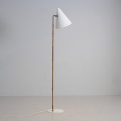 Paavo Tynell Nun's Hat Floor Lamp Model 9629 in white & Brass, Taito 1950s