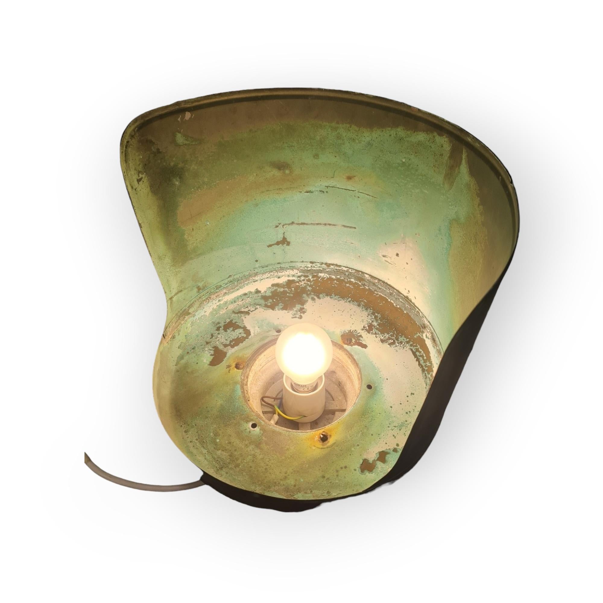 Milieu du XXe siècle Lampe d'extérieur en cuivre Paavo Tynell modèle 2424 pour Idman, années 1950 en vente