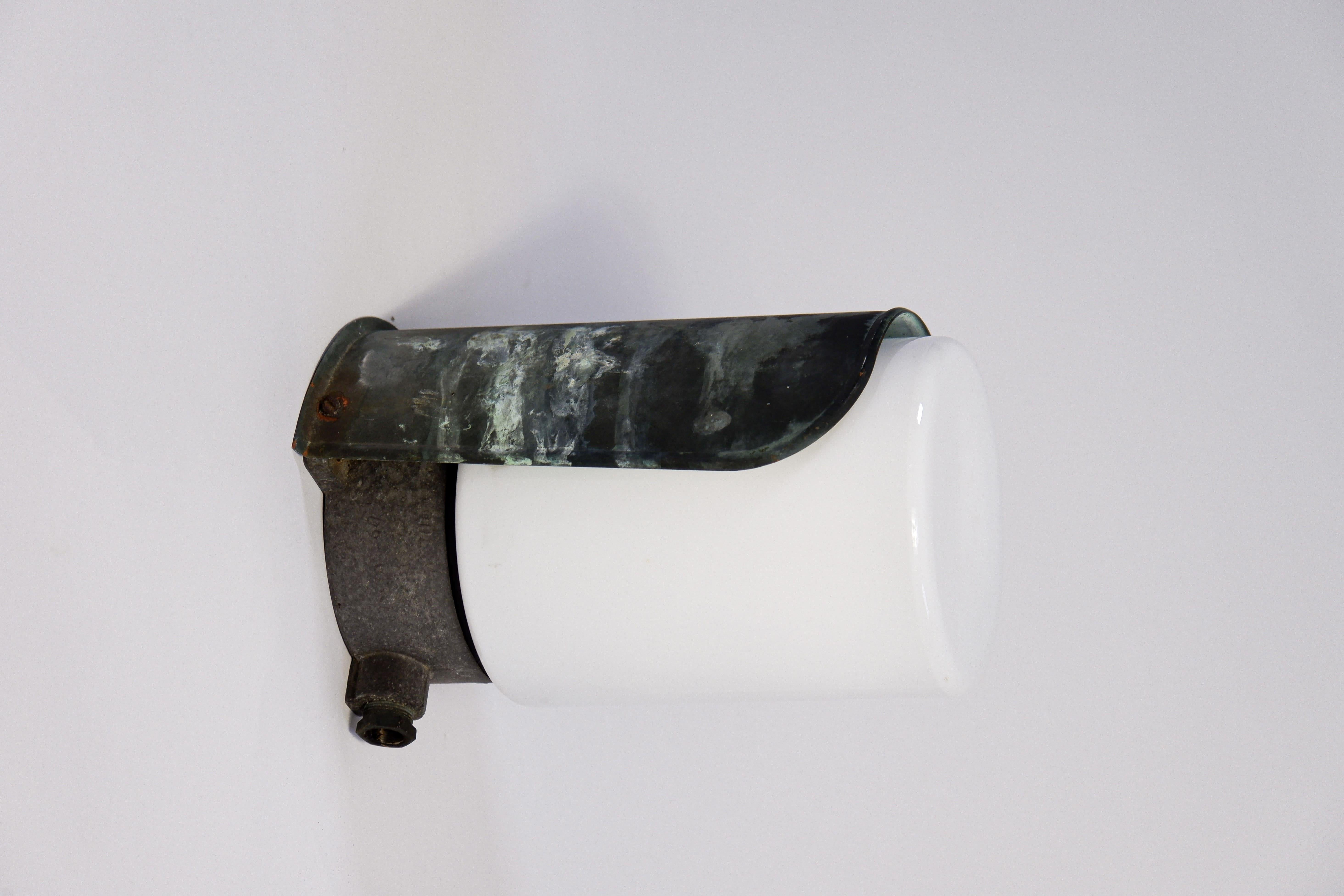 Mid-20th Century Paavo Tynell Outside Copper Wall Lamp Model 7307 for Idman, circa 1950 For Sale