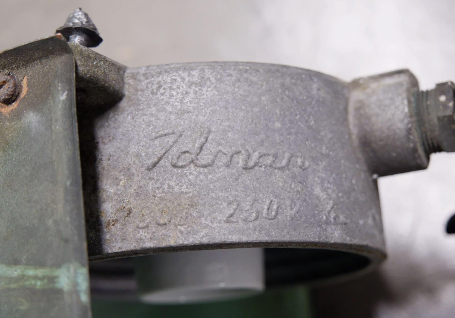 Paavo Tynell Outside Copper Wall Lamp Model 7307 for Idman, circa 1950 For Sale 3