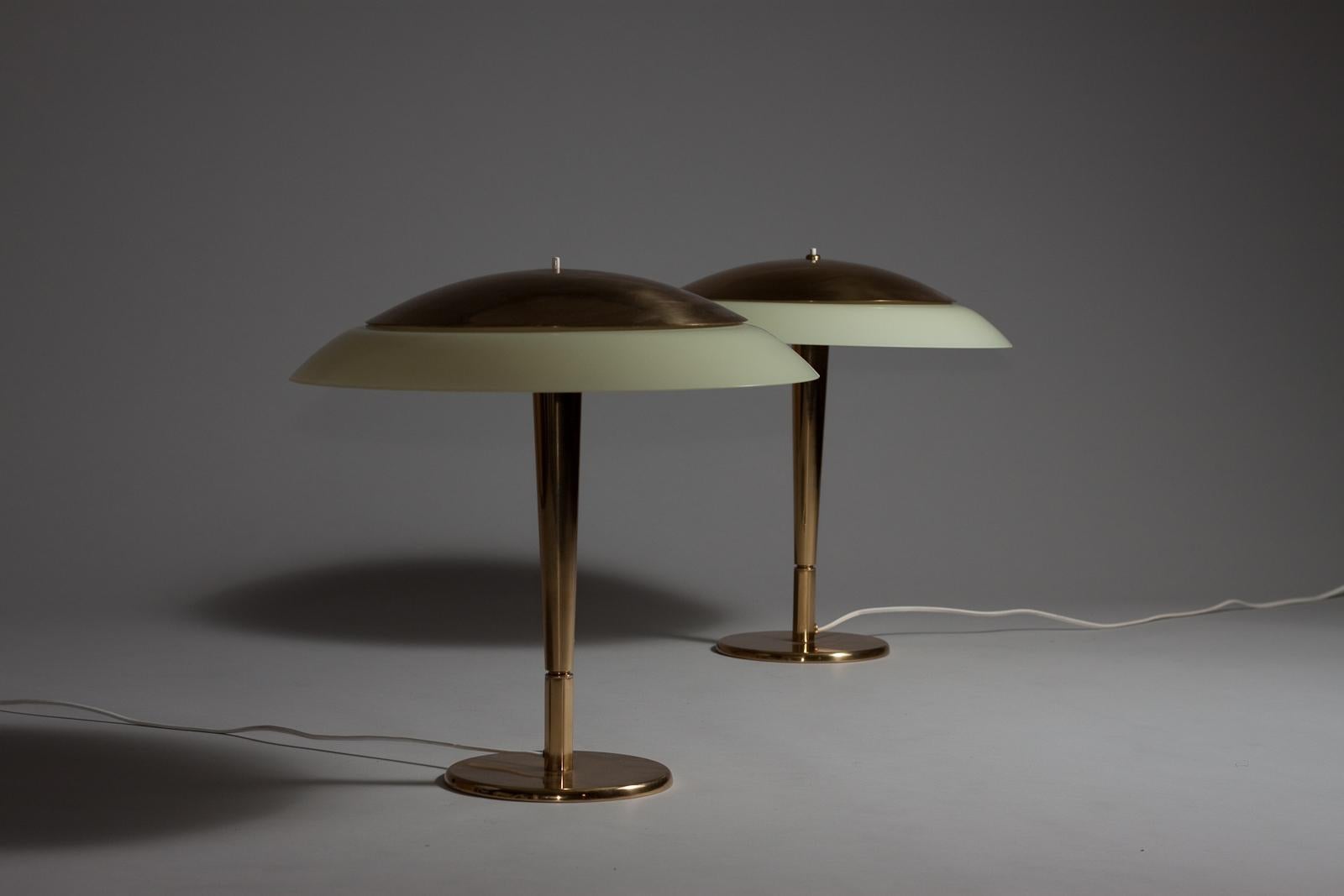 Paavo Tynell, pair of 1940/50's brass desk lamps, Taito Oy 8