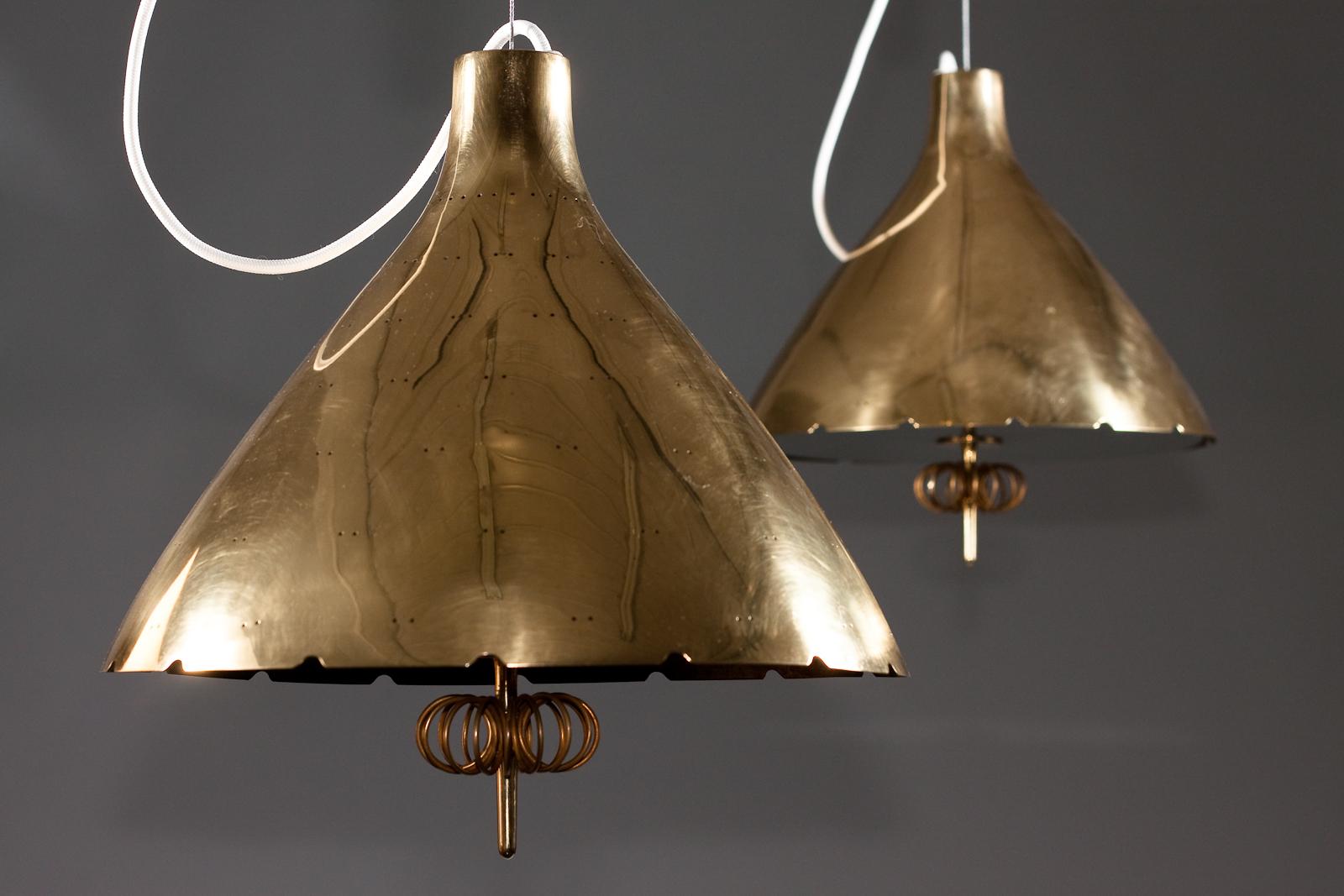 Paavo Tynell, pair of 1940's brass counterweight pendant lamps, Taito Oy 10