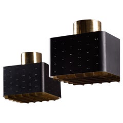 Paavo Tynell, coppia di lampade da soffitto "Starry sky" 9068 del 1950 per Idman Oy