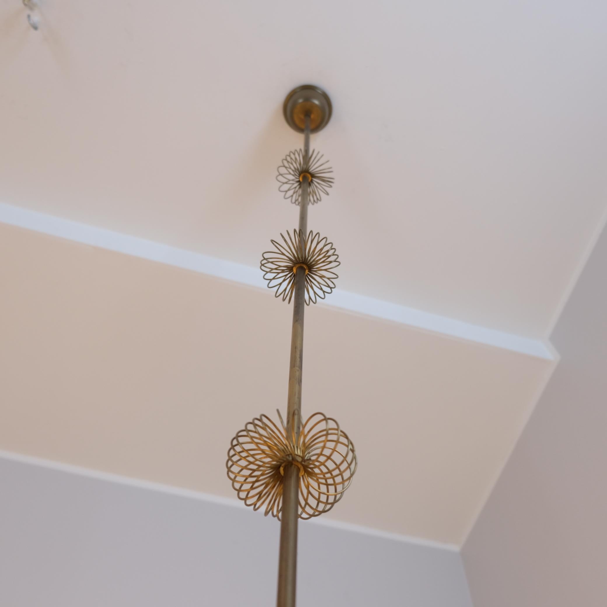 Paavo Tynell Coppia di lampadari su commissione, ottone e vetro, Taito Oy 1950s in vendita 10