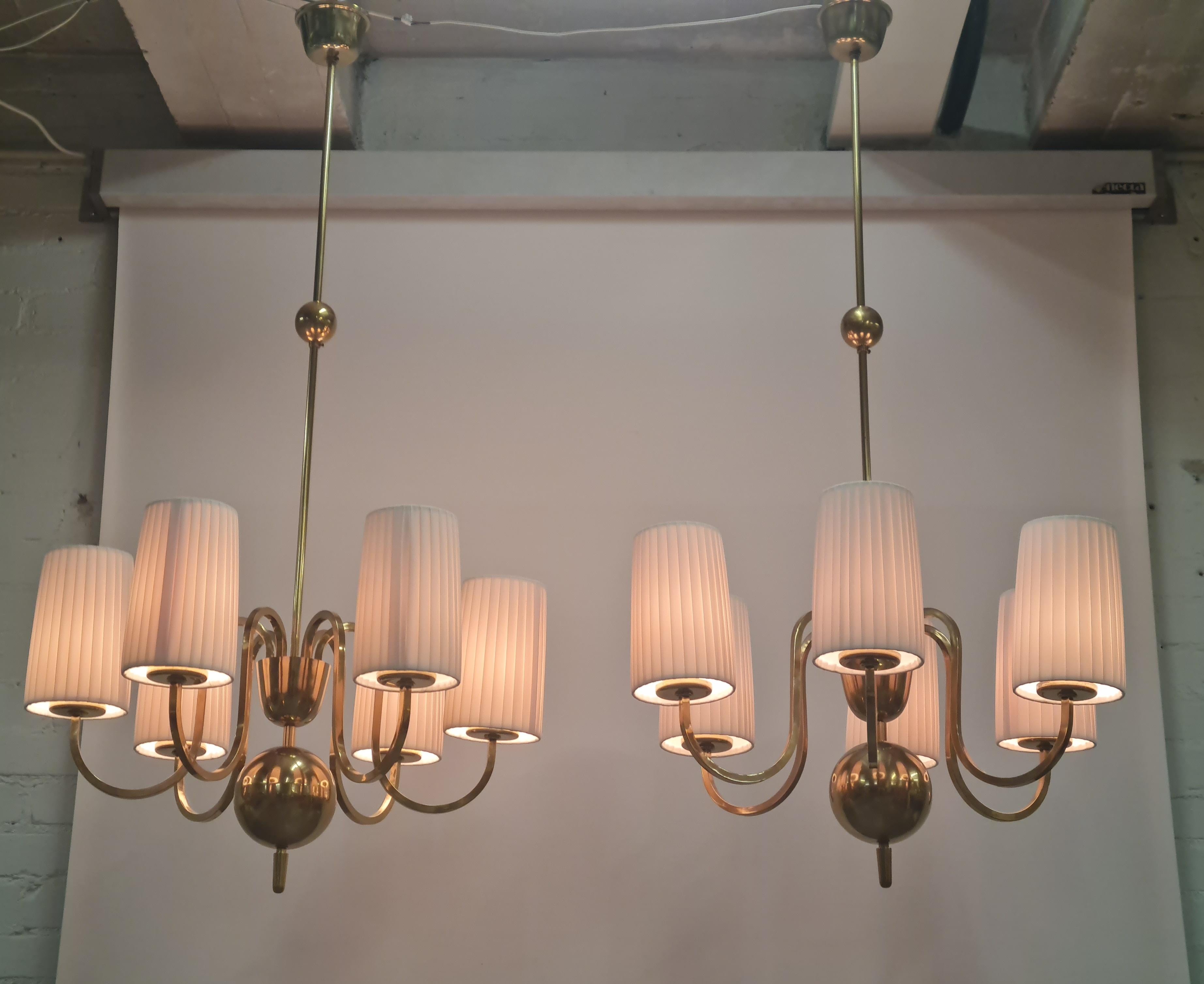 Coppia di lampadari in ottone e tessuto su commissione di Paavo Tynell, Taito 1940 in vendita 8