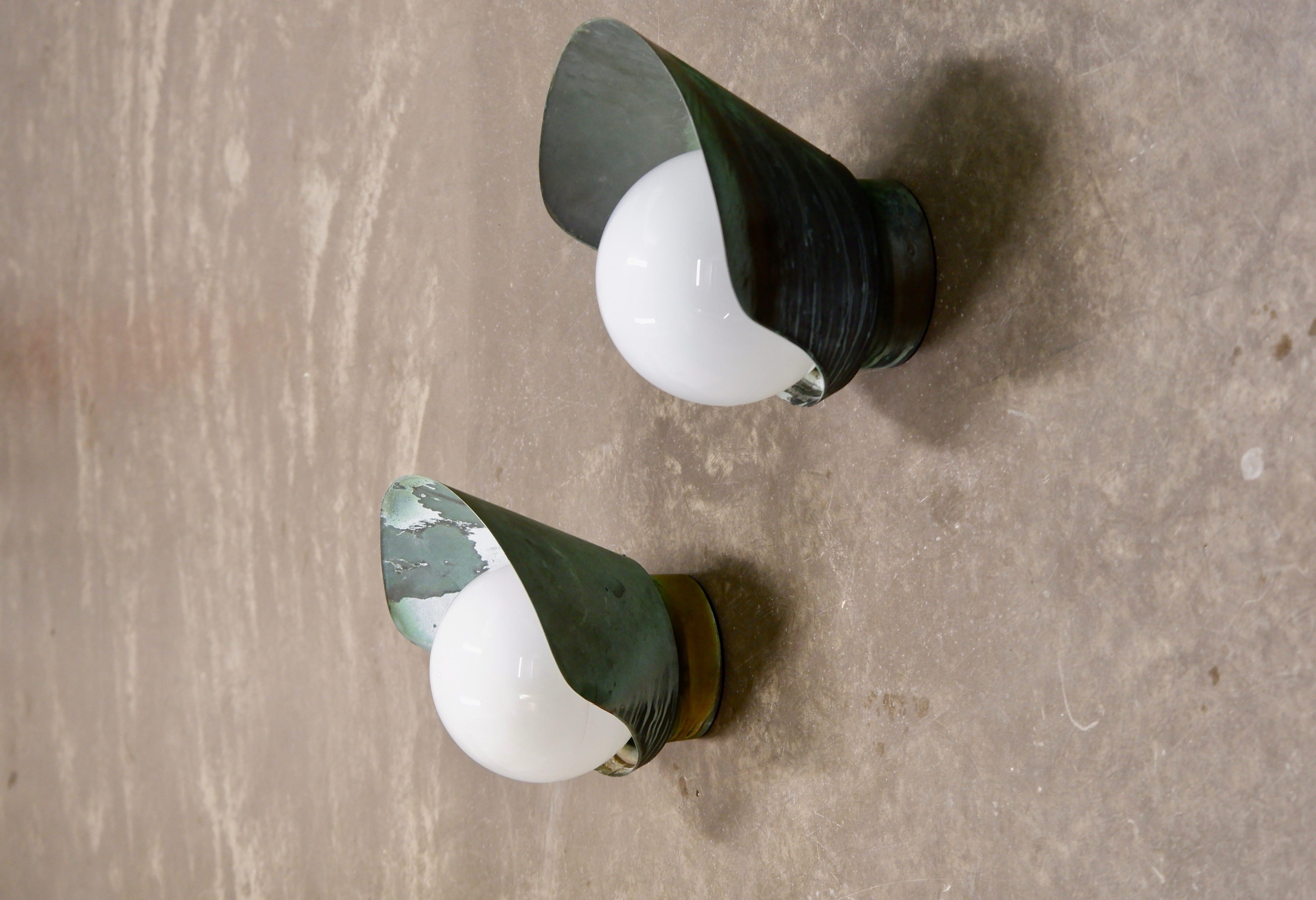 Mid-20th Century Paavo Tynell, pair of Copper Wall Lamps, Model 7309, Taito Oy, circa 1940 For Sale