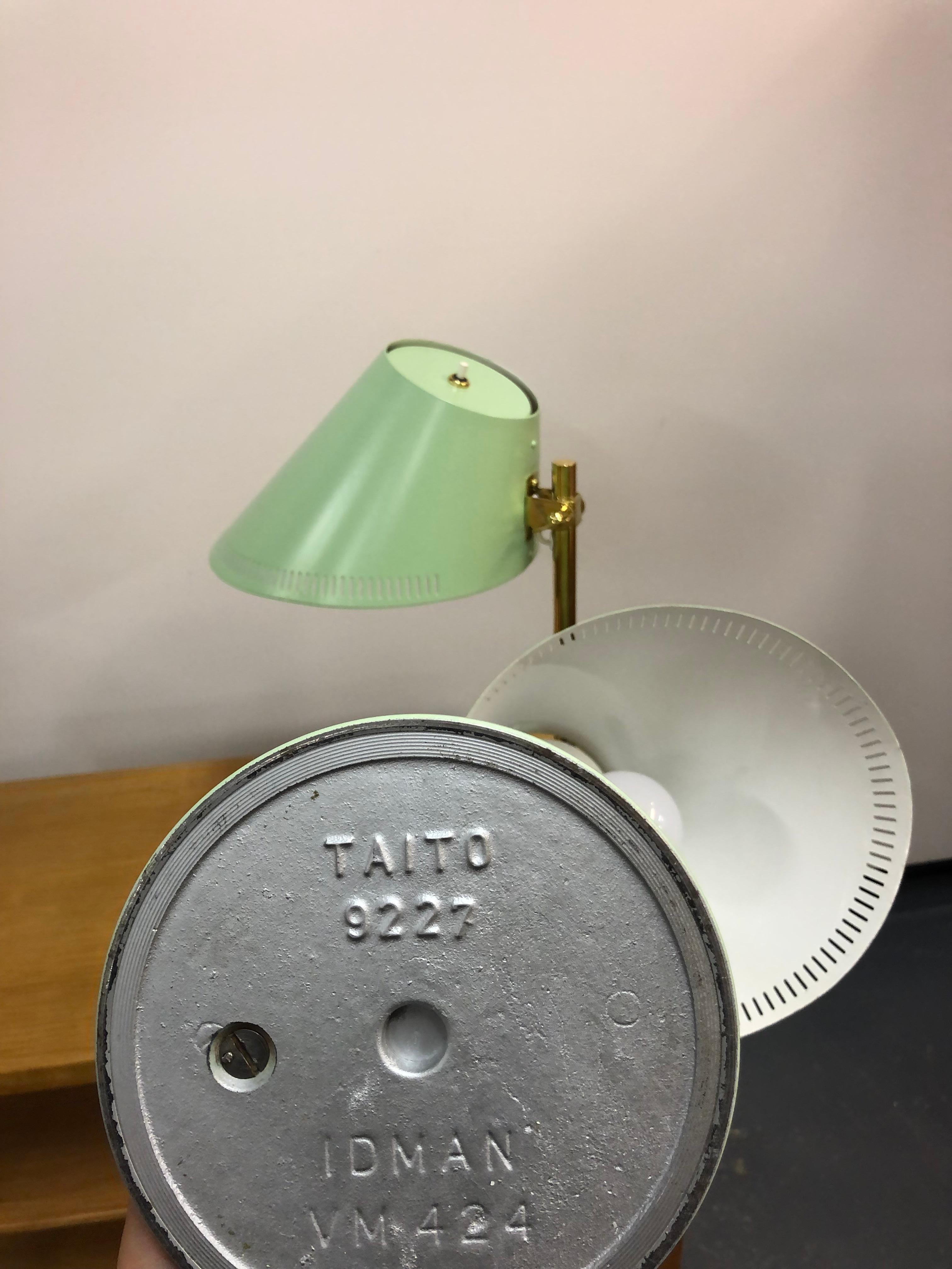 Paavo Tynell Pair of Table Lamps Model 9227 In Teal/Light Green, Taito/Idman In Good Condition In Helsinki, FI