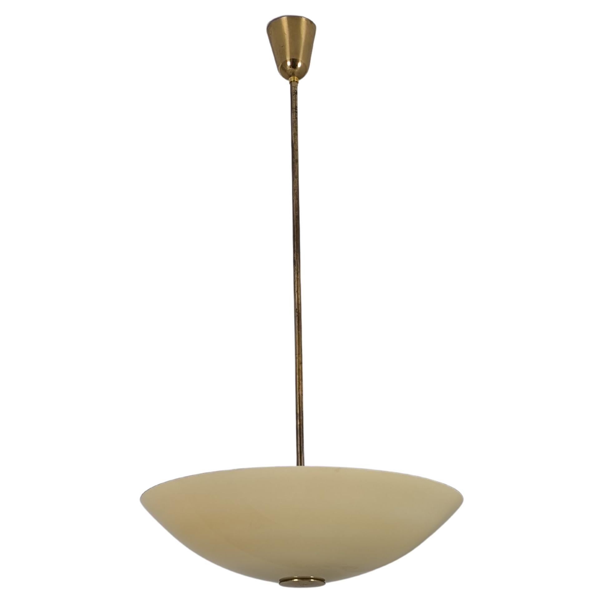 Paavo Tynell Pendant in Brass 
Glass Model no. 1017, Taito 1950s en vente