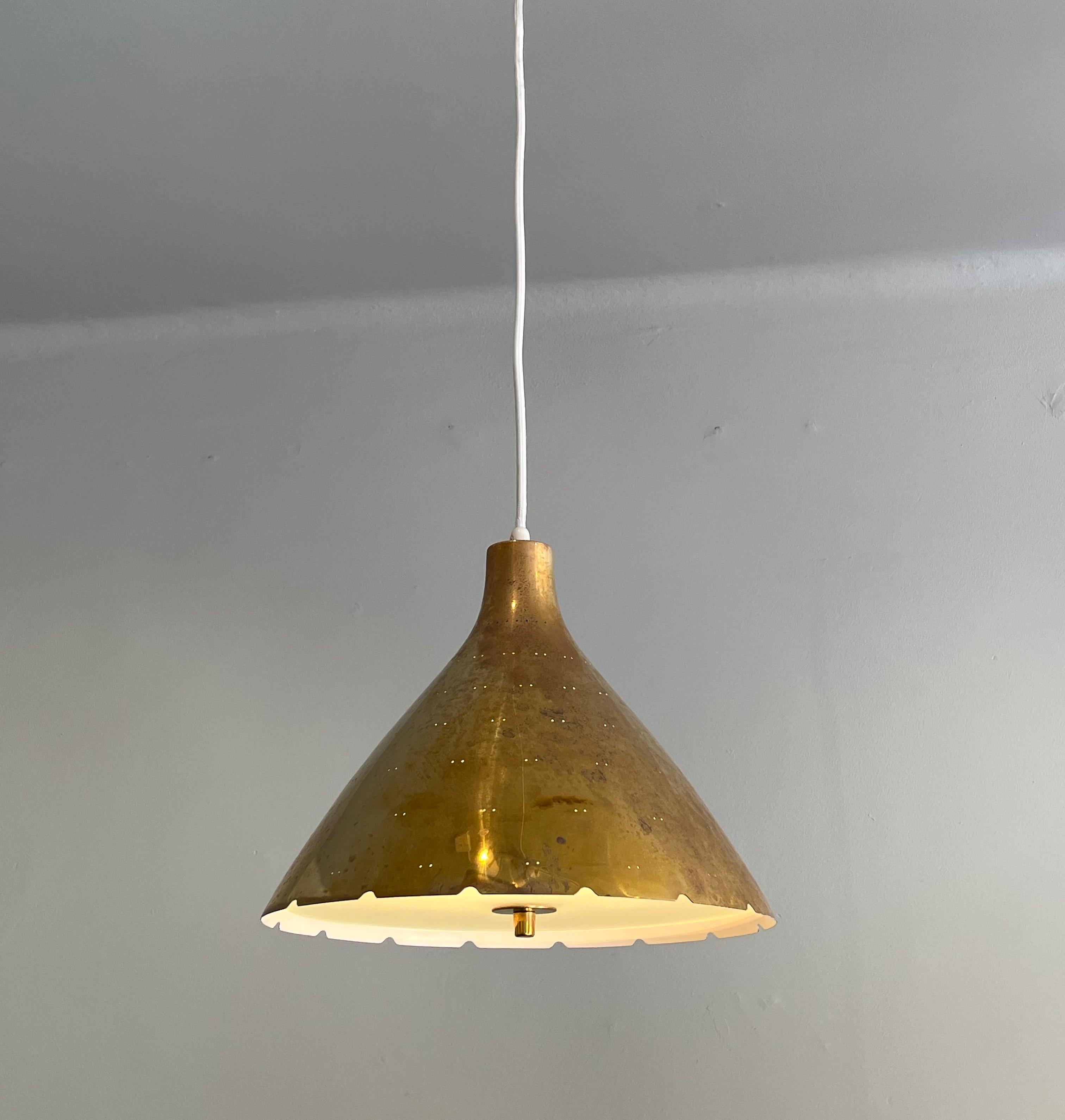Scandinavian Modern Paavo Tynell Pendant Lamp K2-46 by Taito Oy, Finland, 1950s For Sale