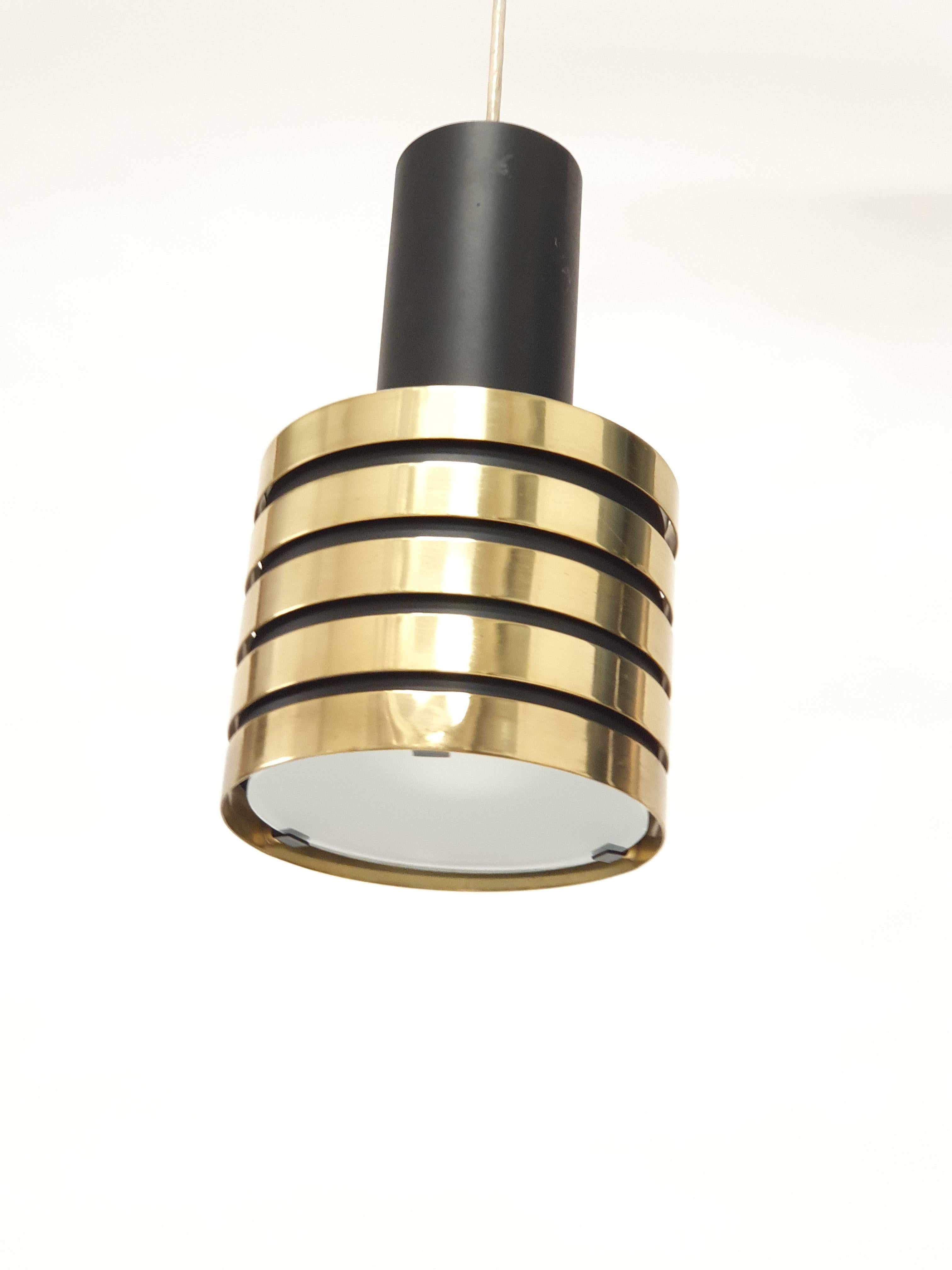 Scandinavo moderno Lampada a sospensione Paavo Tynell Modello K2-49 di Taito Oy 1950s in vendita