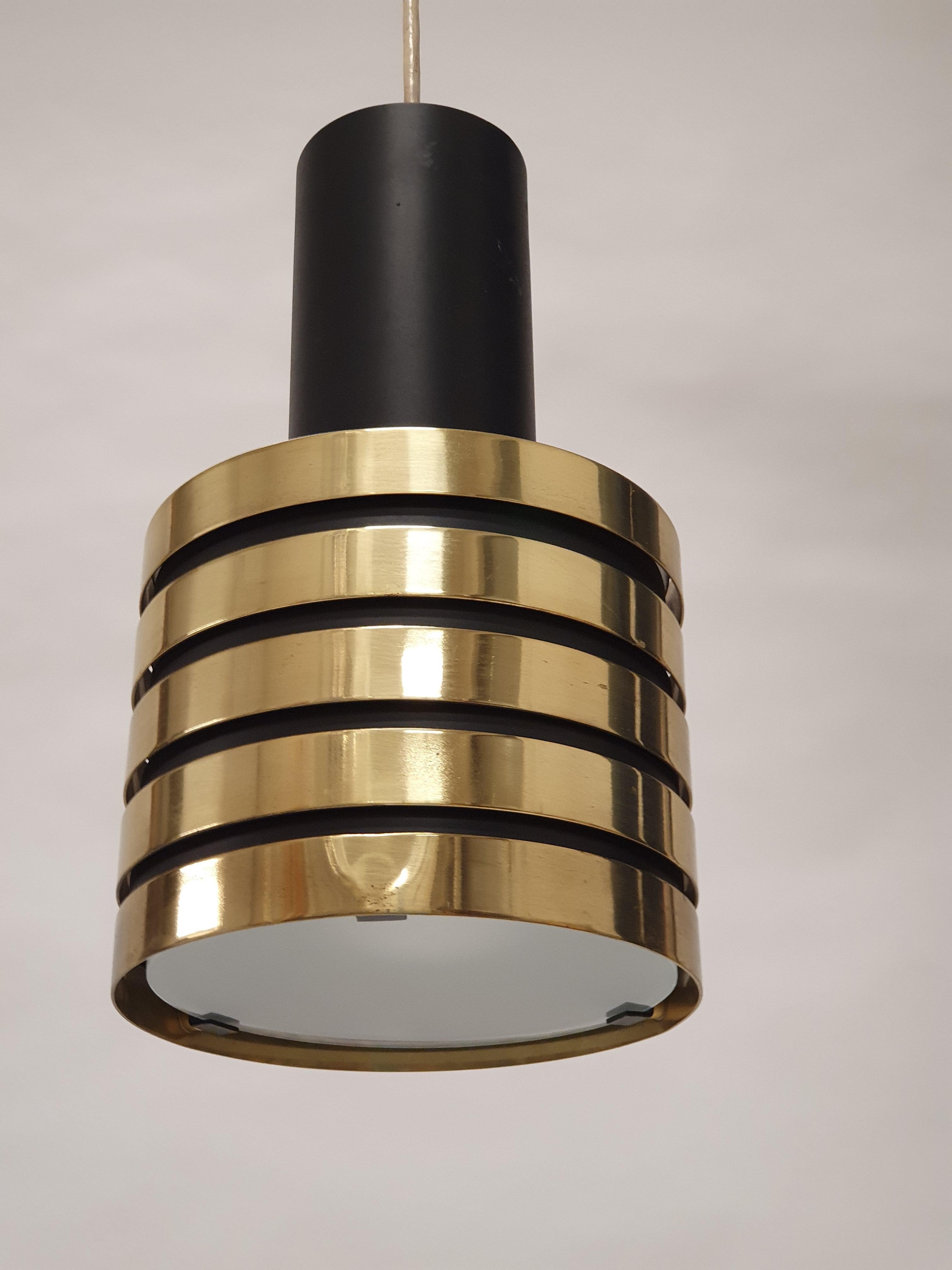 Metà XX secolo Lampada a sospensione Paavo Tynell Modello K2-49 di Taito Oy 1950s in vendita
