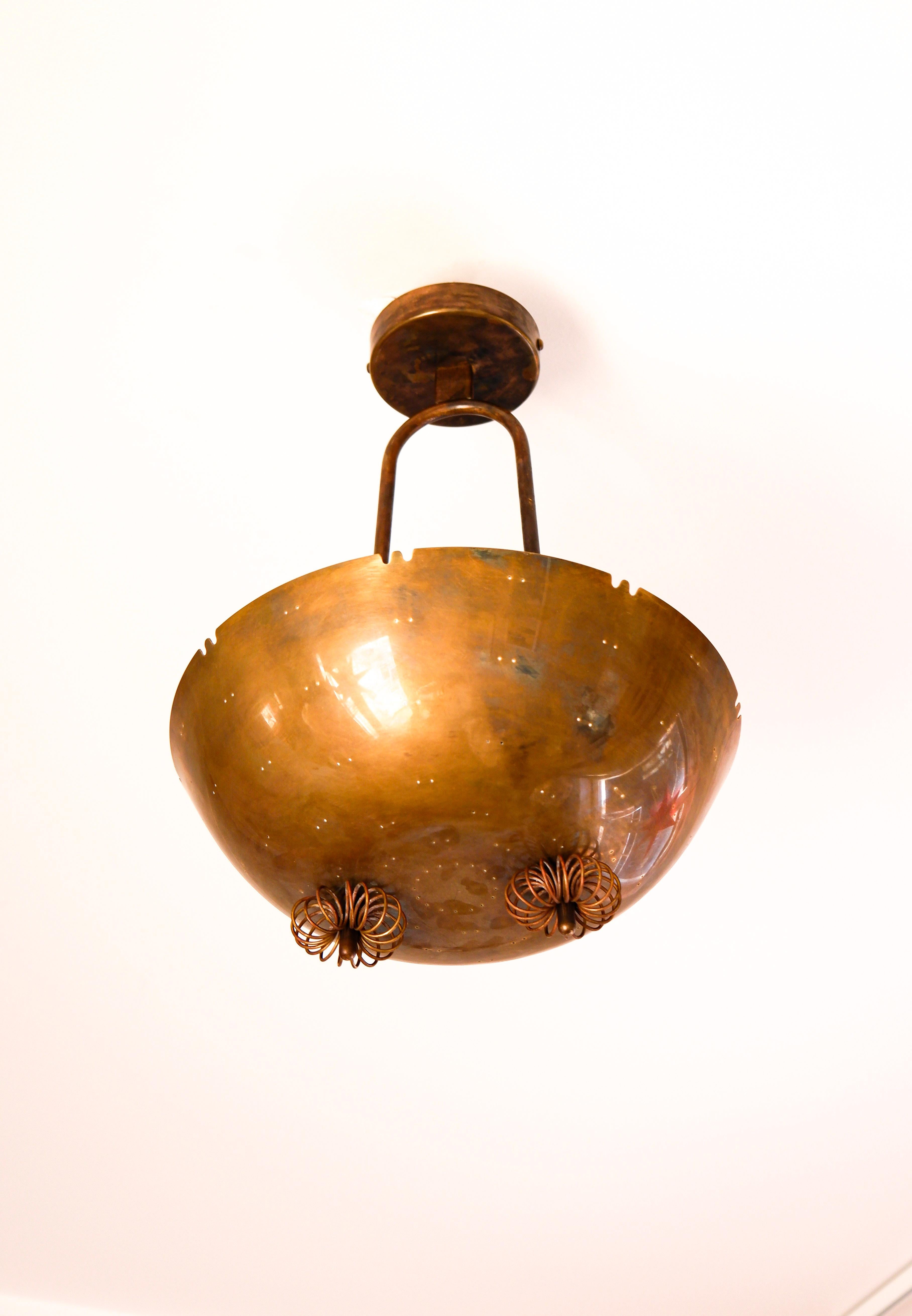 Ottone Lampada a sospensione Paavo Tynell, ottone, 1950 circa, CIRCA. in vendita