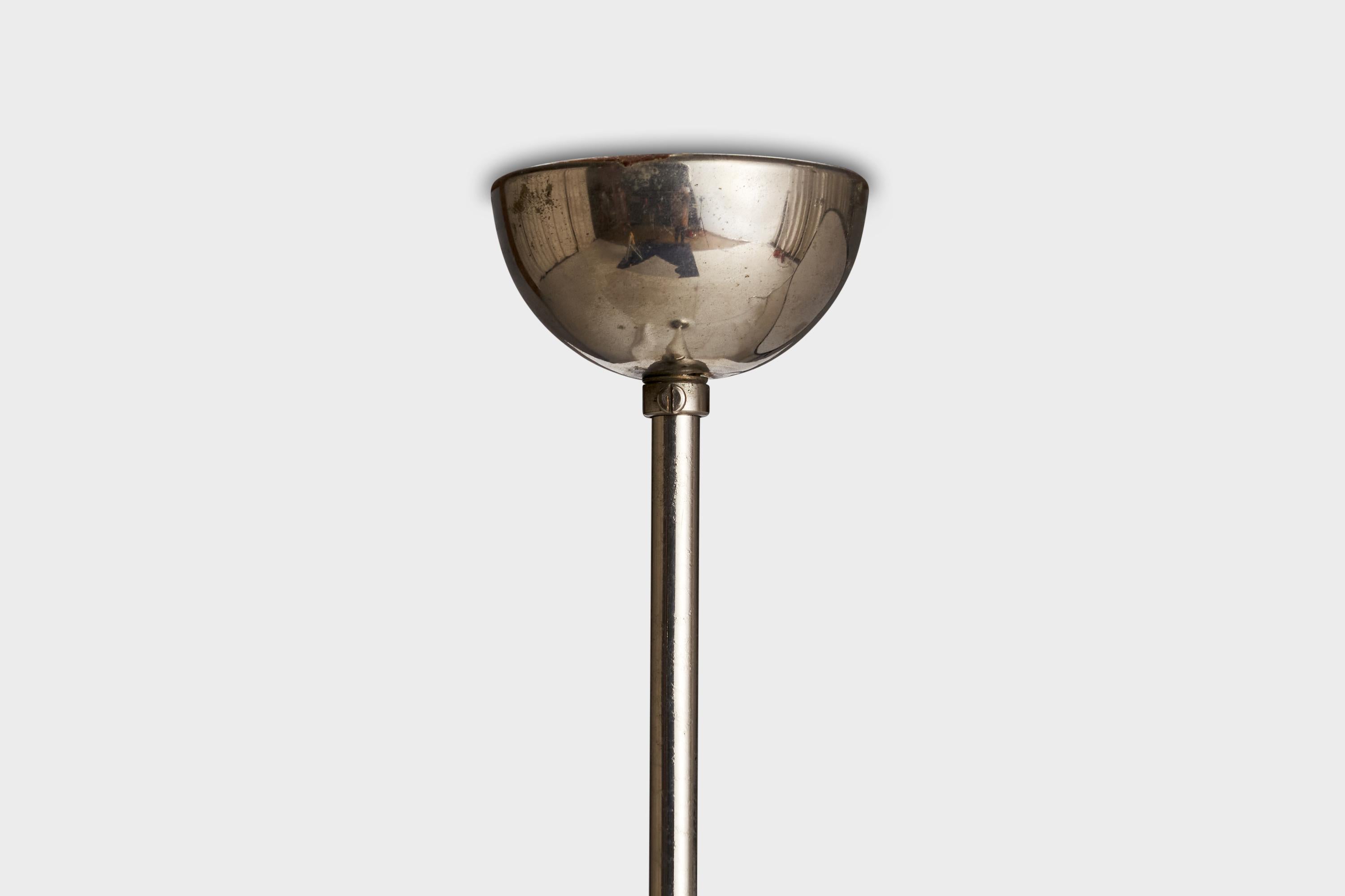 Lampe à suspension Paavo Tynell, chrome, verre, Finlande, années 1930 Bon état - En vente à High Point, NC