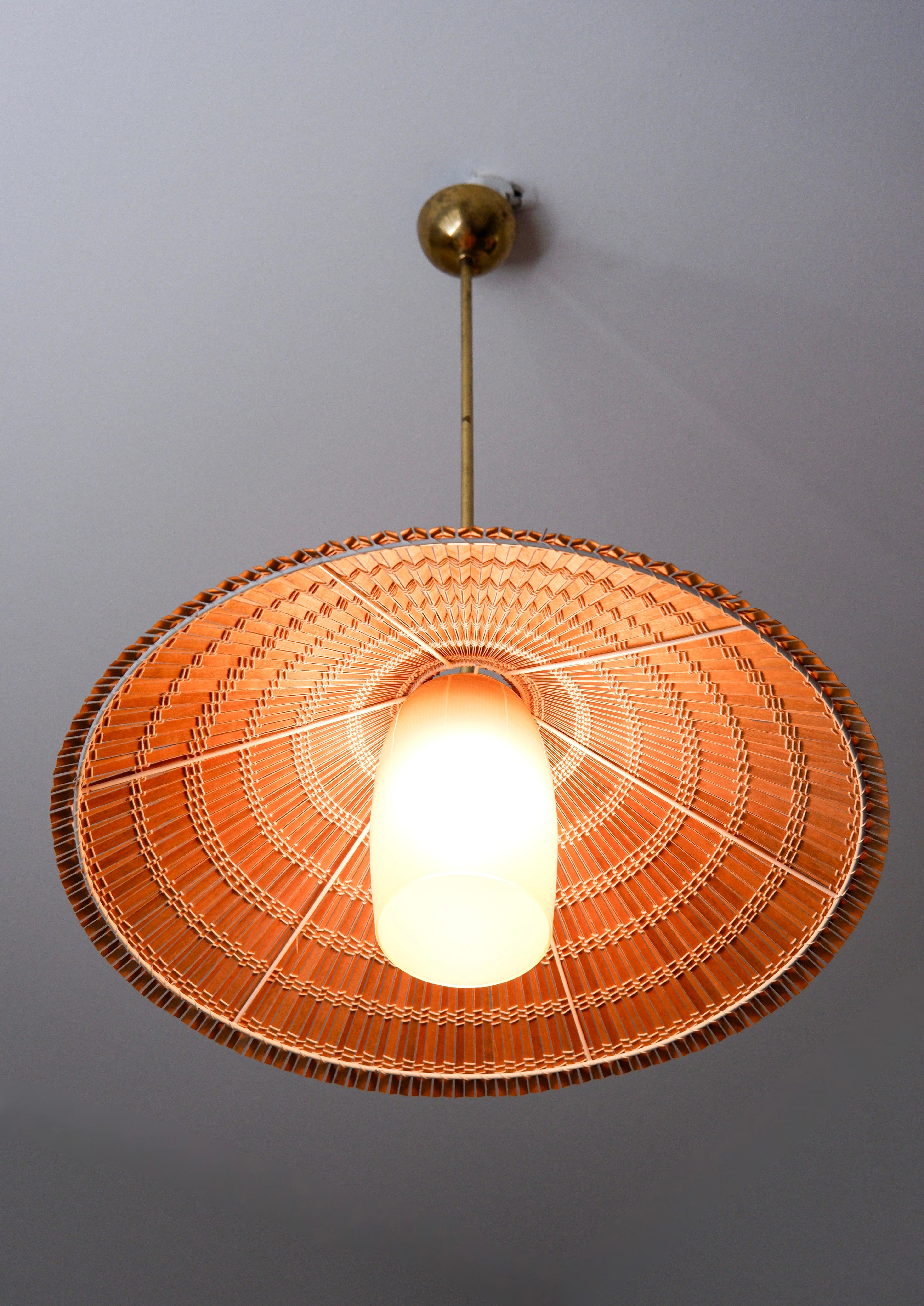 Paavo Tynell pendant model 1083 for Taito, brass, Opal & rattan For Sale 6