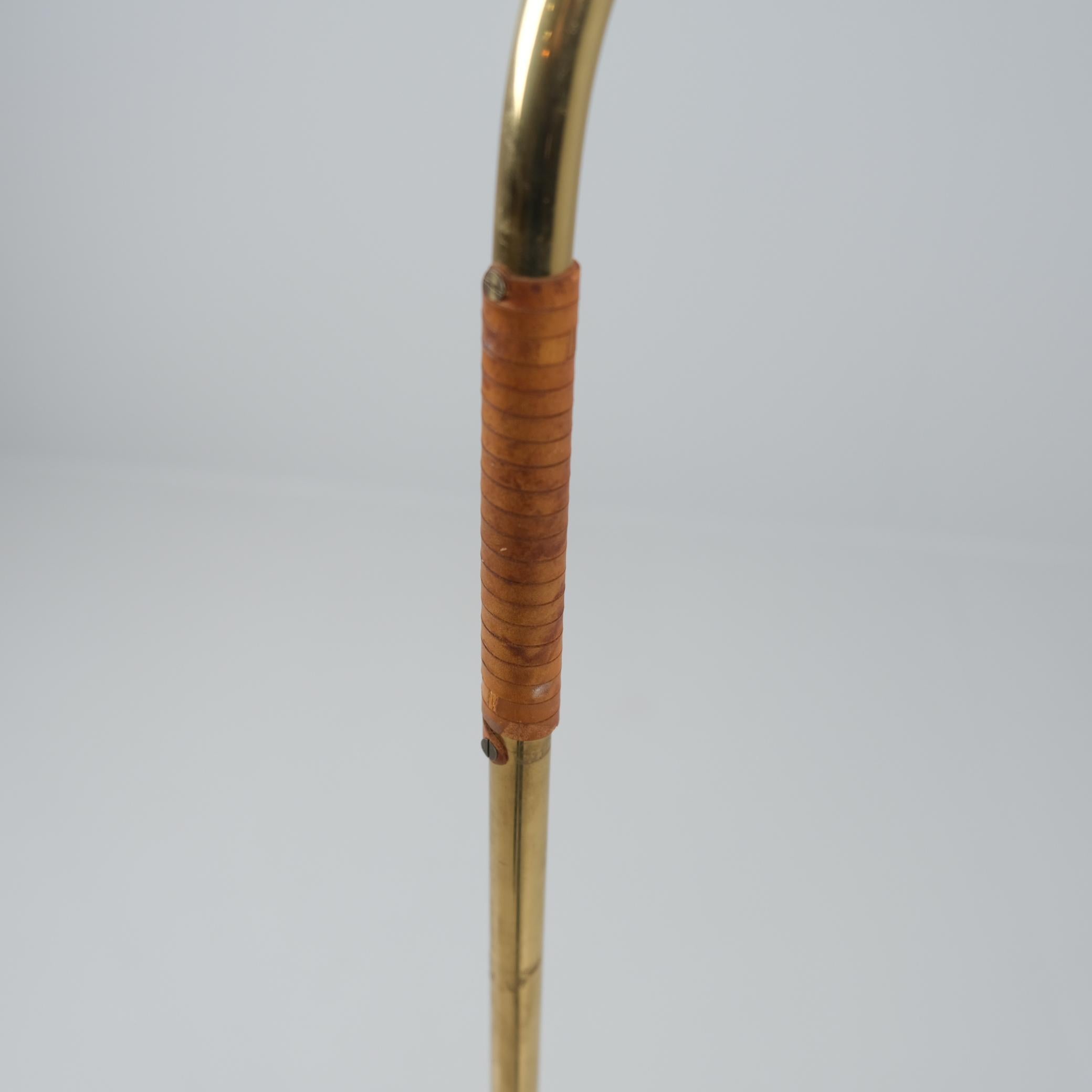 Finnish Paavo Tynell Perforated Brass and Leather Floor Lamp Model 9608, Taito 1950s For Sale