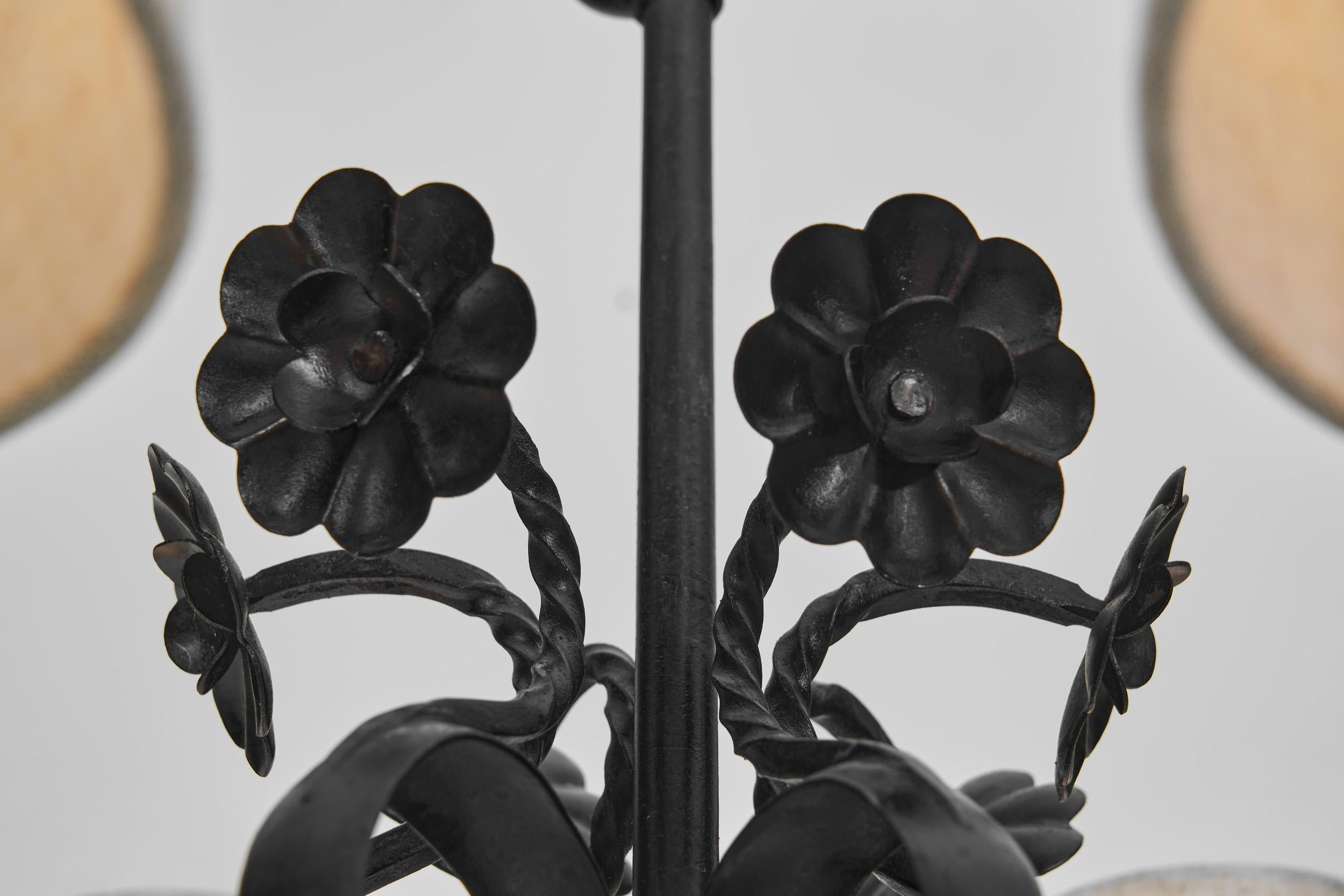 Paavo Tynell “R4/1704” Wrought Iron Chandelier for Taito, Finland 1930s For Sale 7