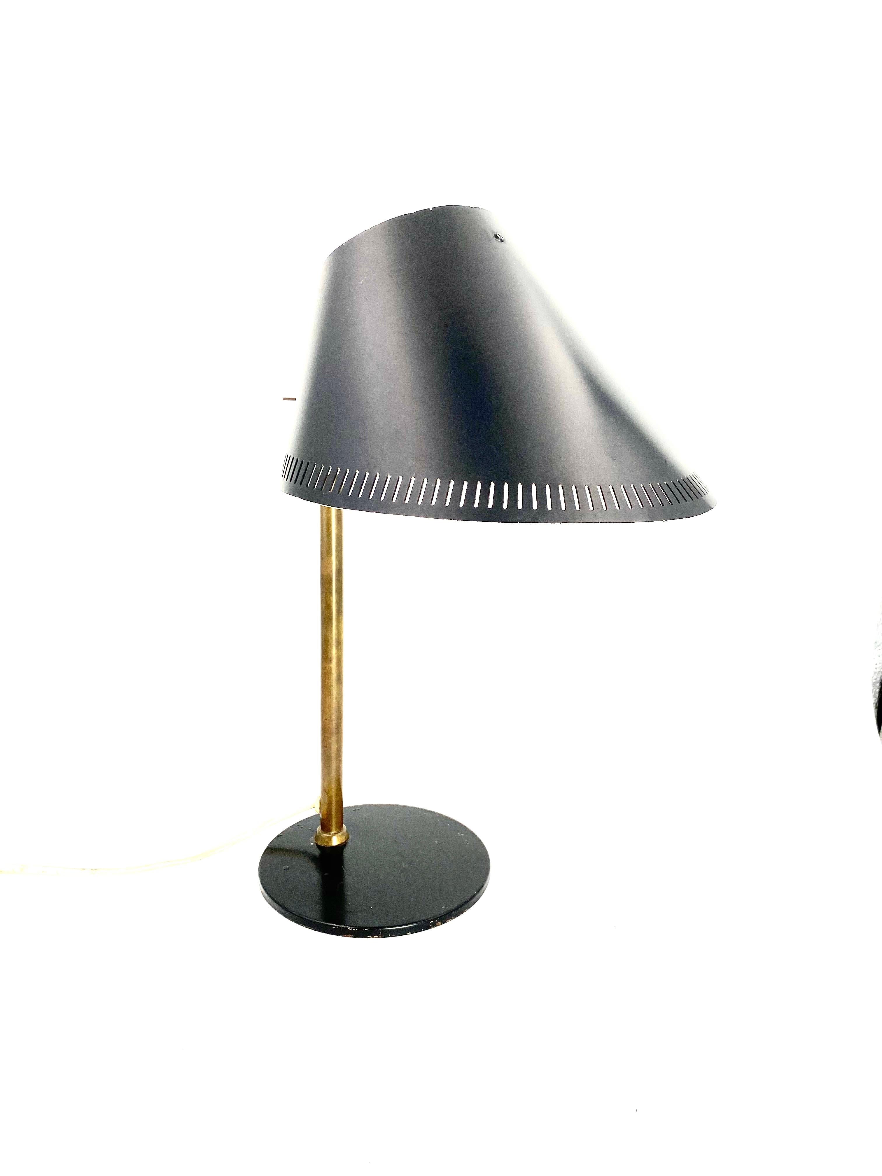 Finnish Paavo Tynell Rare Table Lamp Mod. 9227, by Taito E Idman, Finland, 1958 For Sale