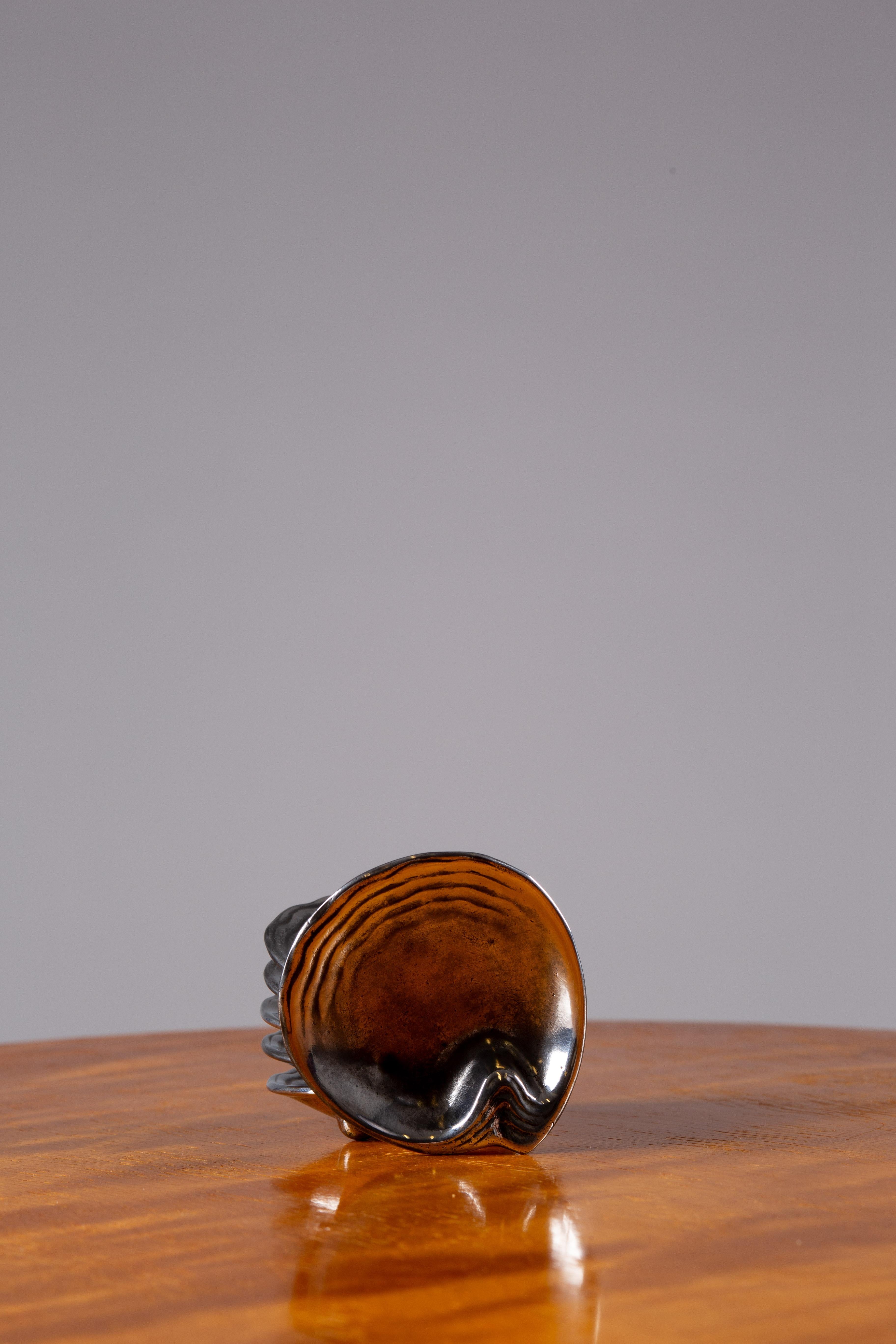Paavo Tynell, set of 1930's small tinned trays, Taito Oy, Finland In Good Condition In Turku, Varsinais-Suomi