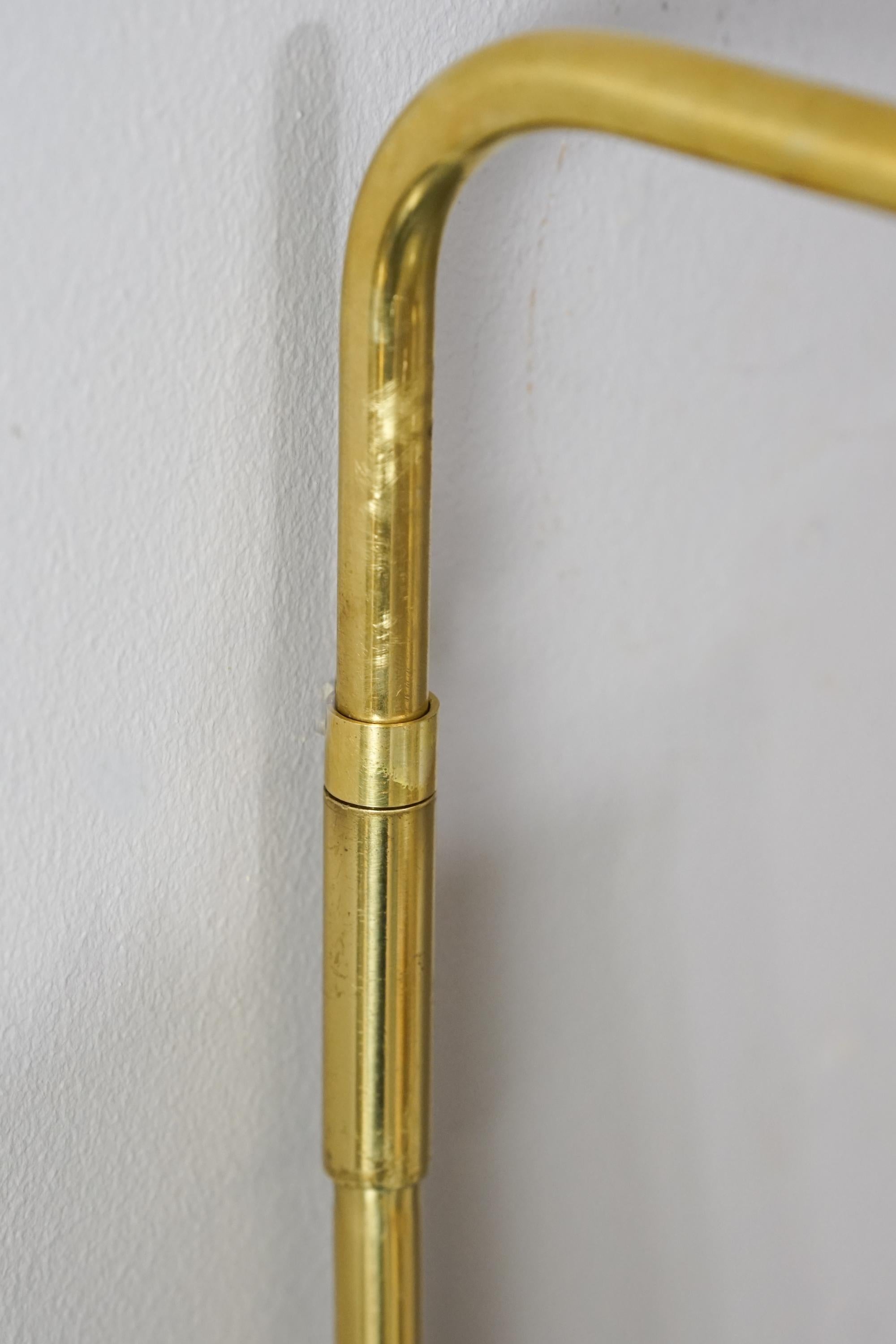 Paavo Tynell Ensemble de rares lampes murales commandées sur mesure, Taito Oy, années 1940 en vente 1