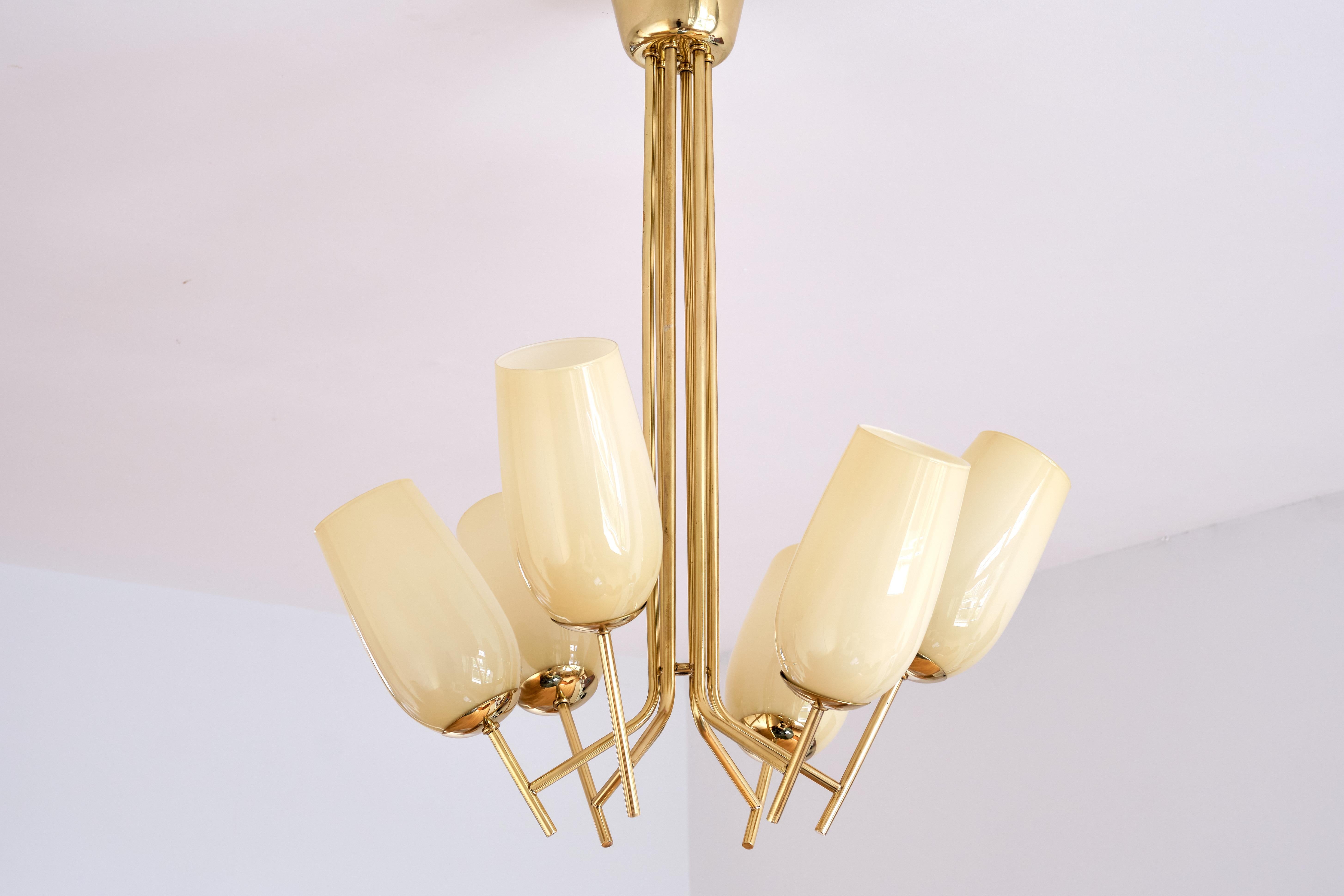 Paavo Tynell Six Arm Chandelier in Brass and Amber Glass, Taito, Finland, 1940s 6
