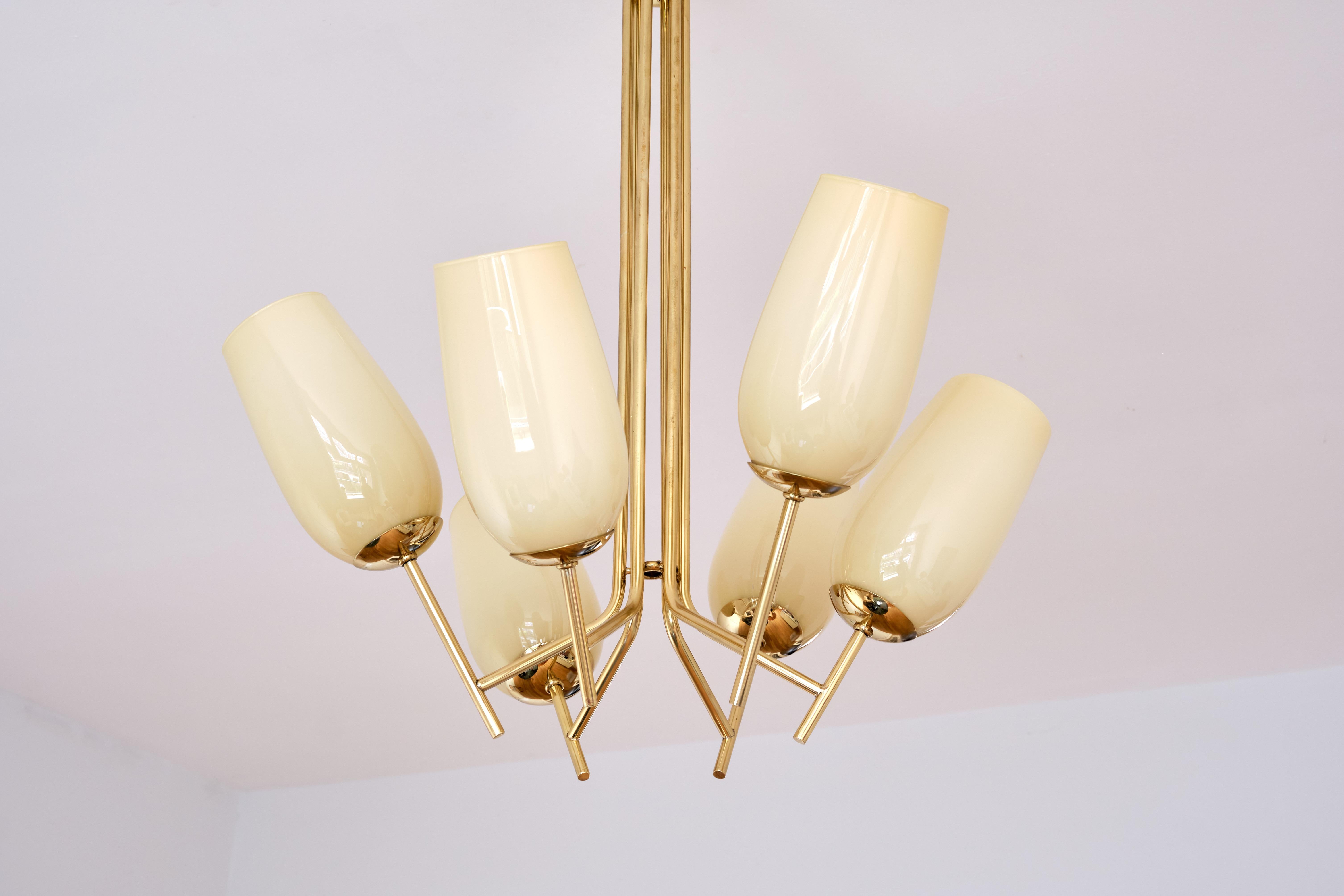 Mid-20th Century Paavo Tynell Six Arm Chandelier in Brass and Amber Glass, Taito, Finland, 1940s