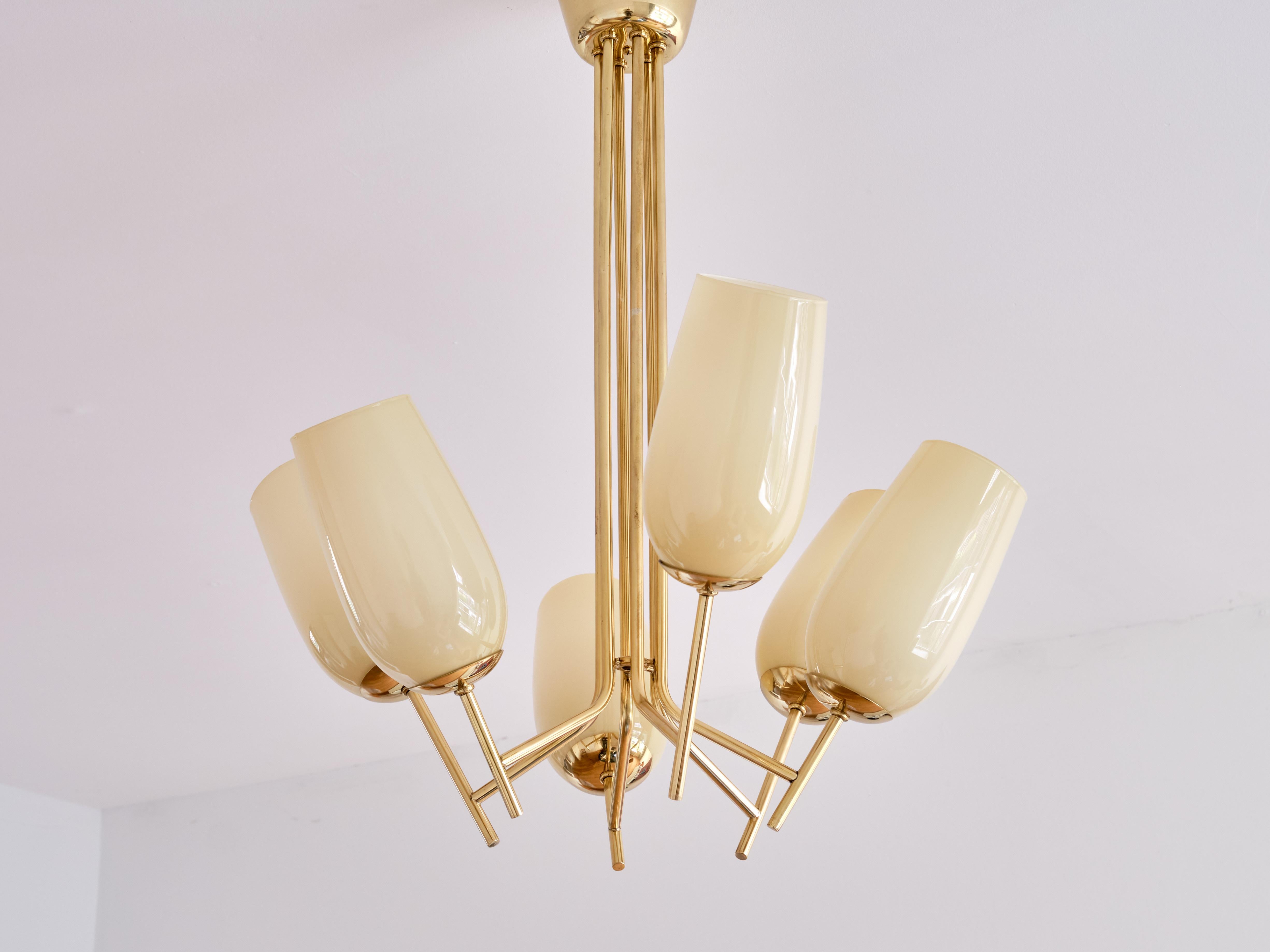 Paavo Tynell Six Arm Chandelier in Brass and Amber Glass, Taito, Finland, 1940s 2