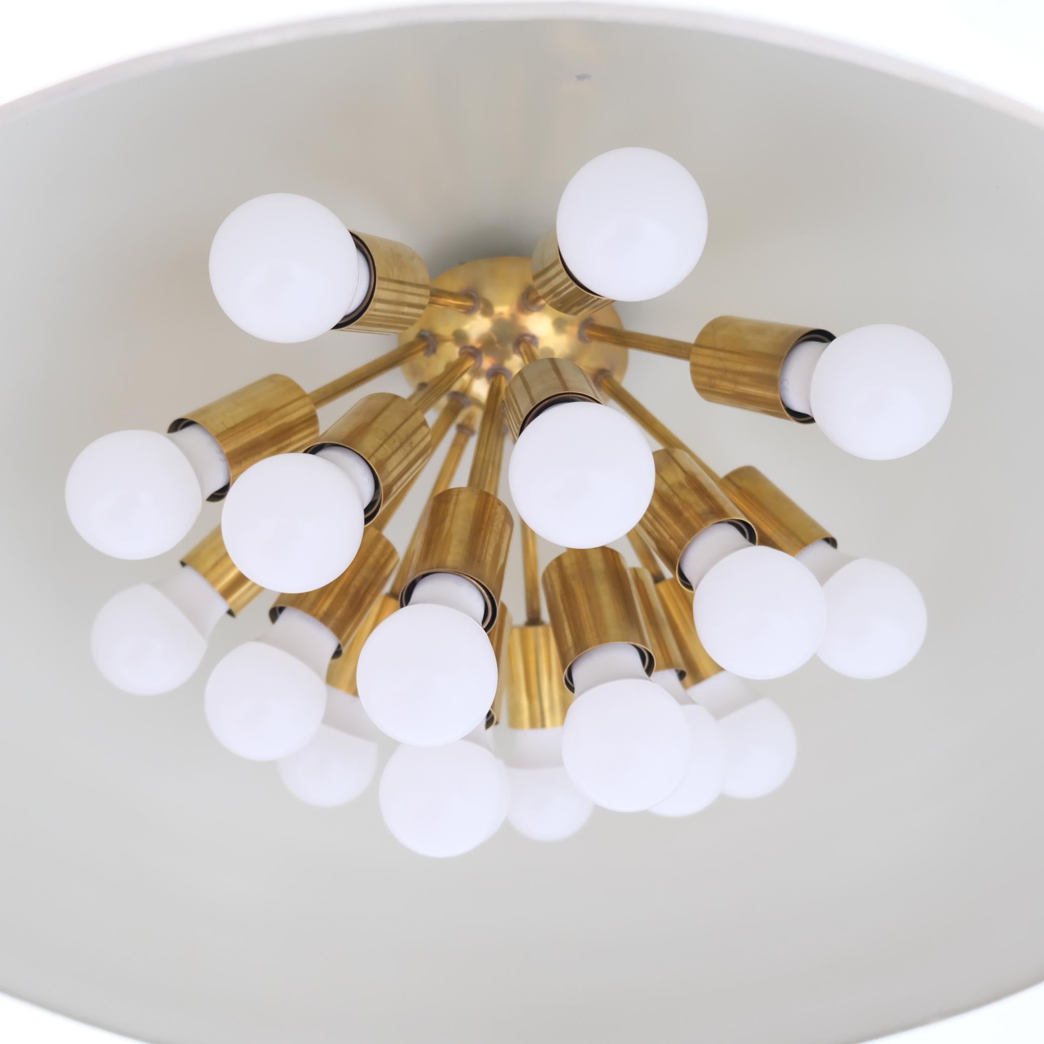 Paavo Tynell Sizable Ceiling Lamp from the Iconic Aulanko Hotel, Taito 1938 For Sale 1