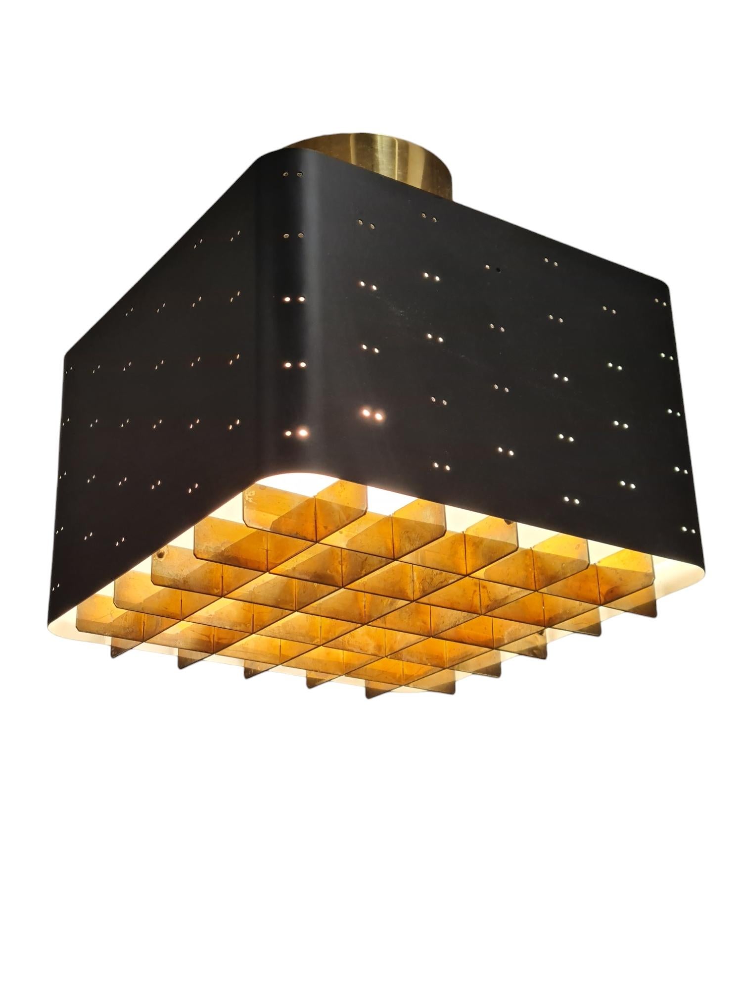 Metallo Lampada da soffitto Paavo Tynell Starry Sky 9068 in nero e ottone, Idman 1950s in vendita