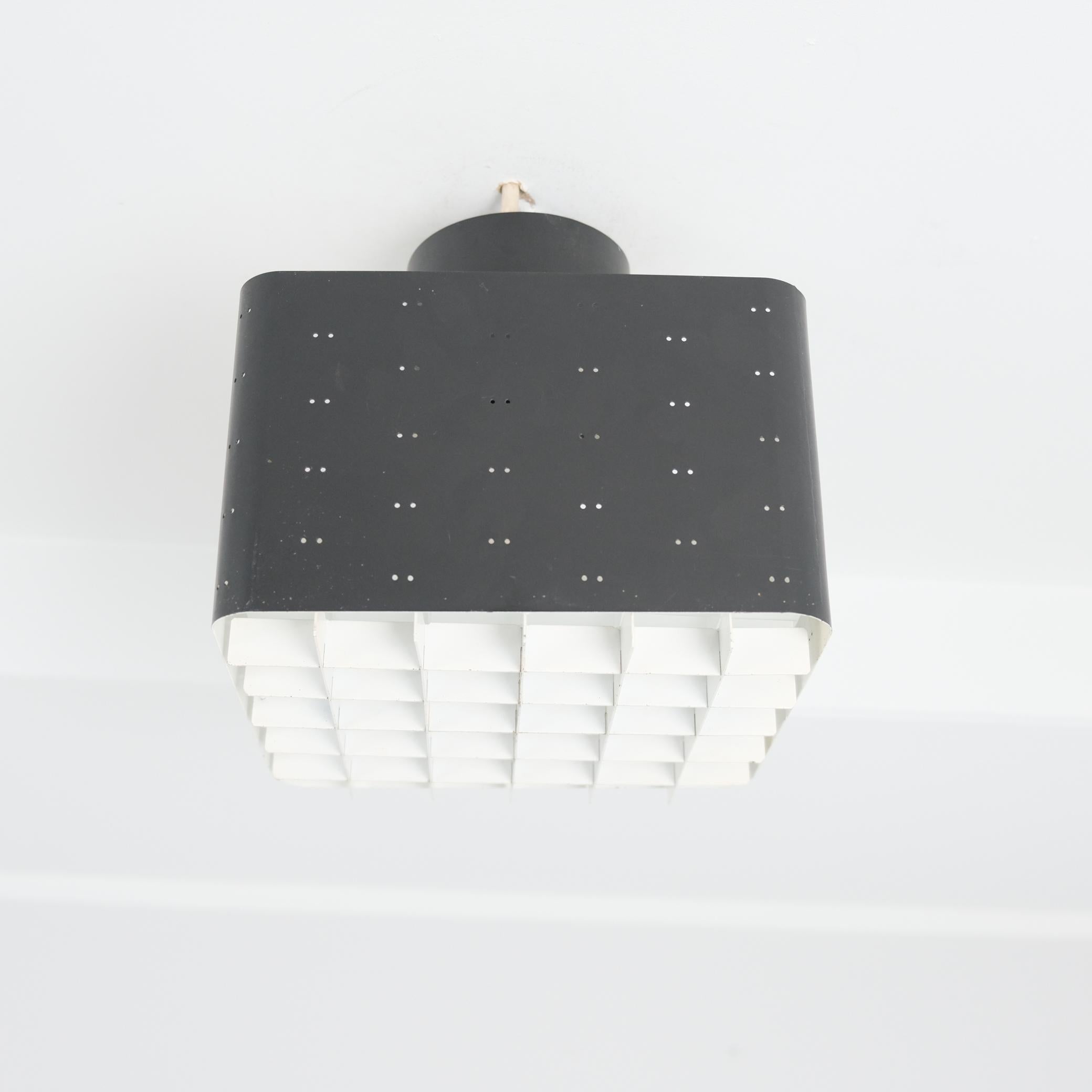 Paavo Tynell Lámpara de techo Starry Sky 9068 en blanco y negro, Idman Años 50 Escandinavo moderno en venta