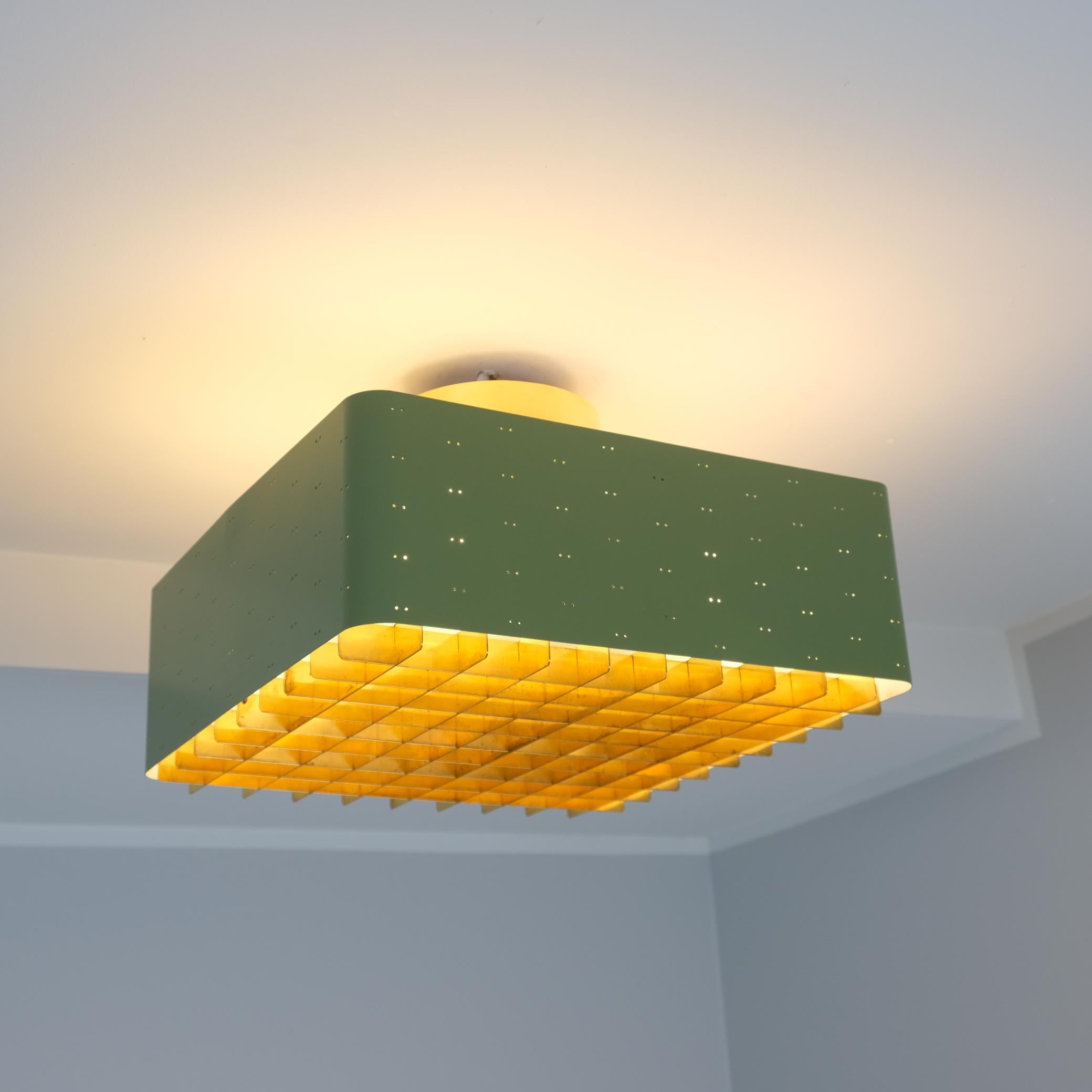 Finlandese Lampada da soffitto Paavo Tynell 