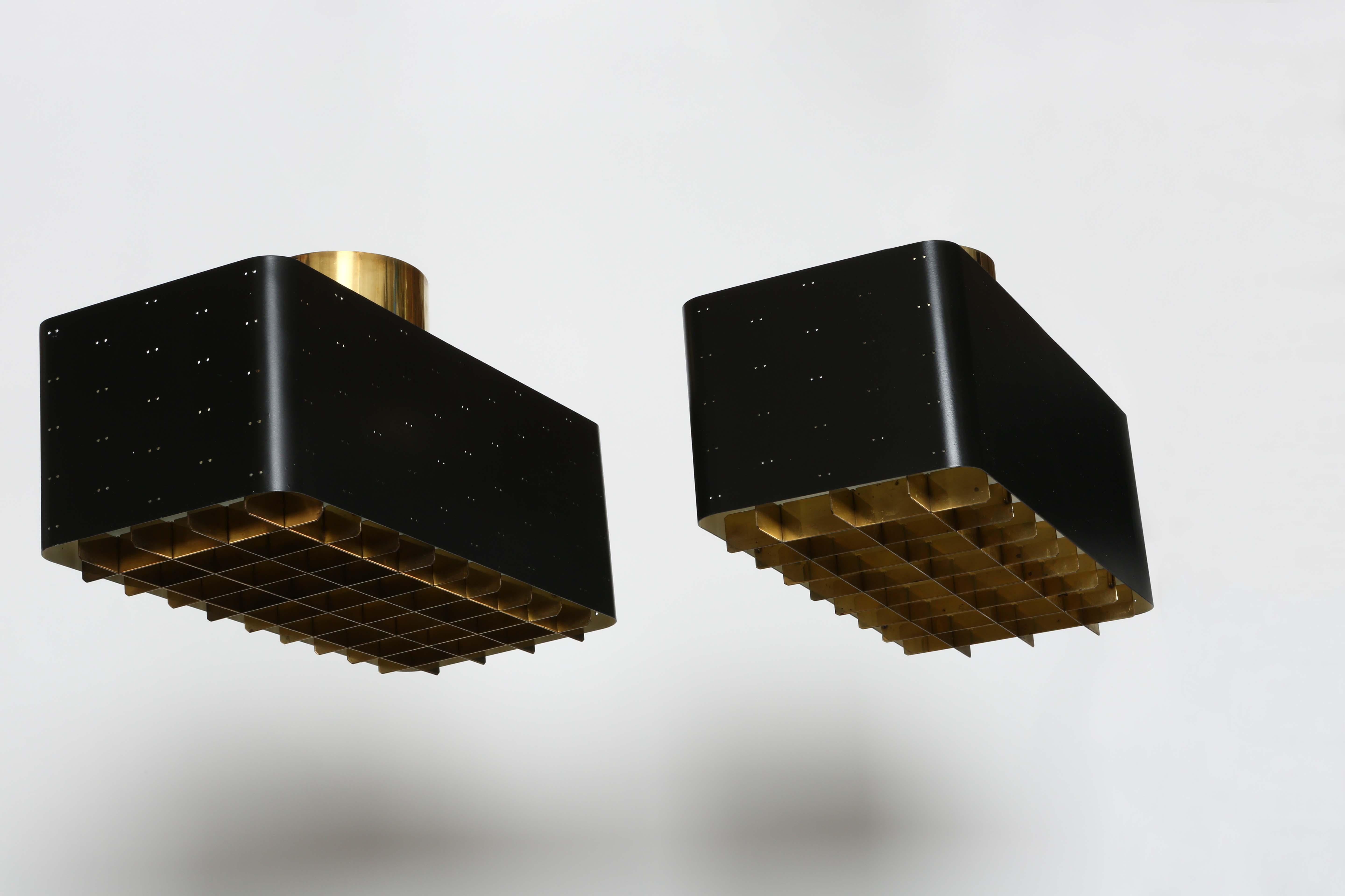 Paavo Tynell Plafonniers Starry Sky, modèle 9068 ensemble de 2, Finlande années 1950 en vente 10